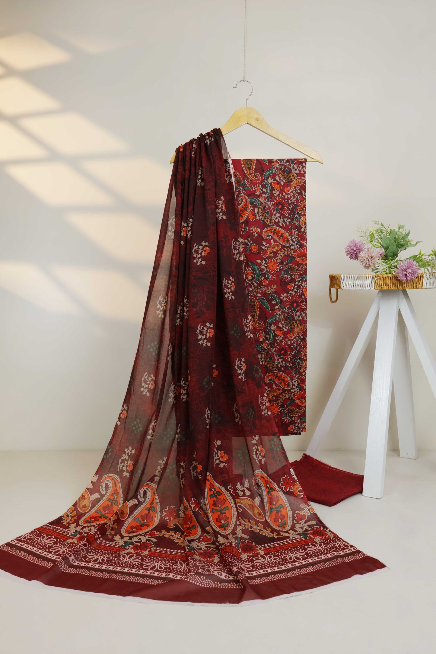 3pc-Lawn Printed Suit H25SLST112