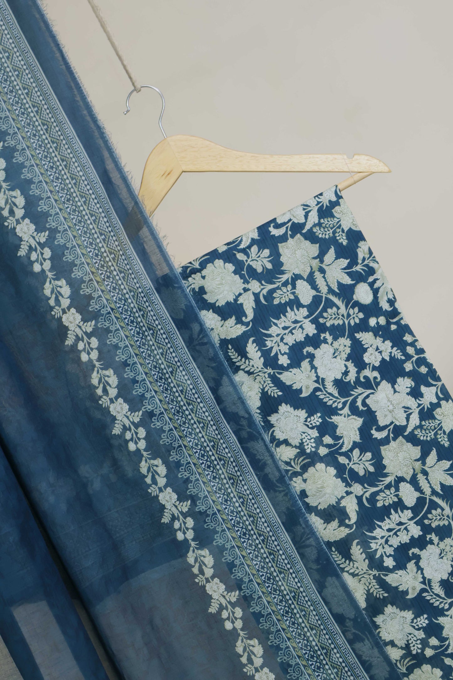3PC-Lawn Printed Suit 3PLBS117