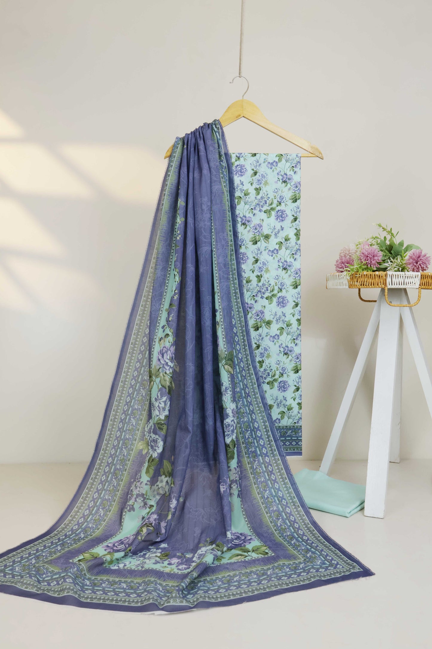 3PC-Lawn Printed Suit 3PLBS114
