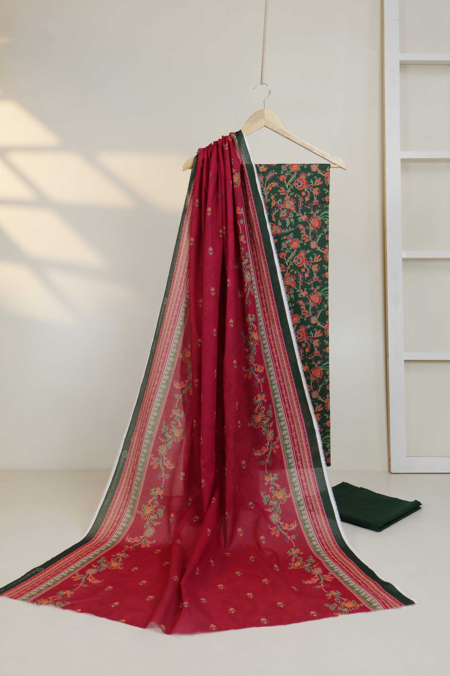 3PC-Lawn Printed Suit 3PLBS110