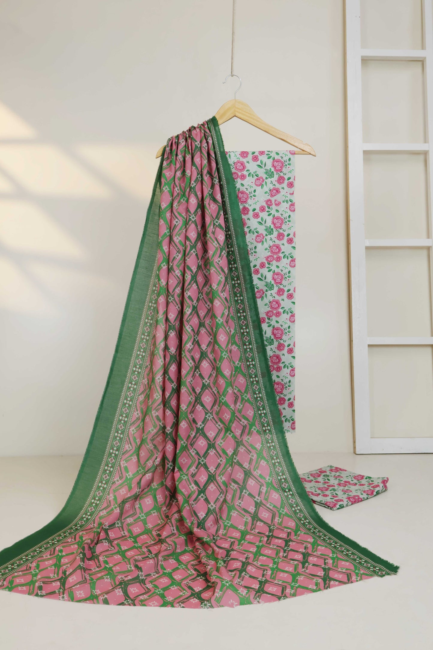 3PC-Lawn Printed Suit 3PLBS118