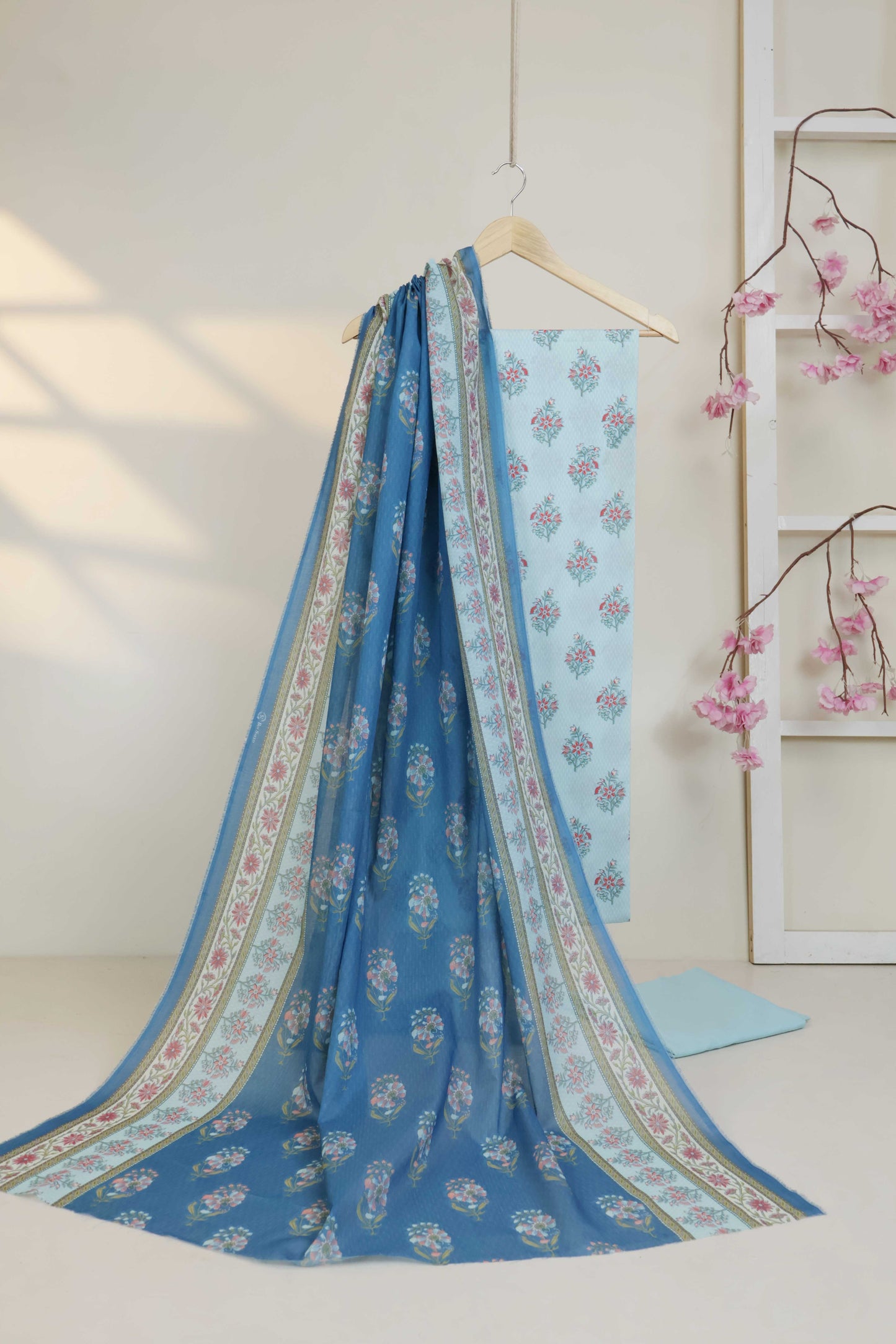 3PC-Lawn Printed Suit 3PLBS120