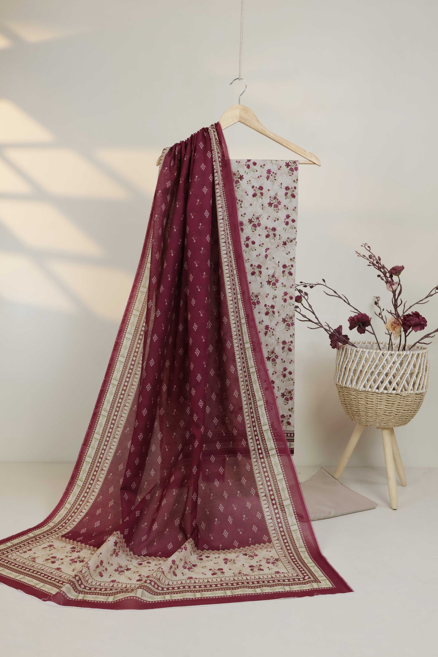 3PC-Lawn Printed Suit 3PLBS105