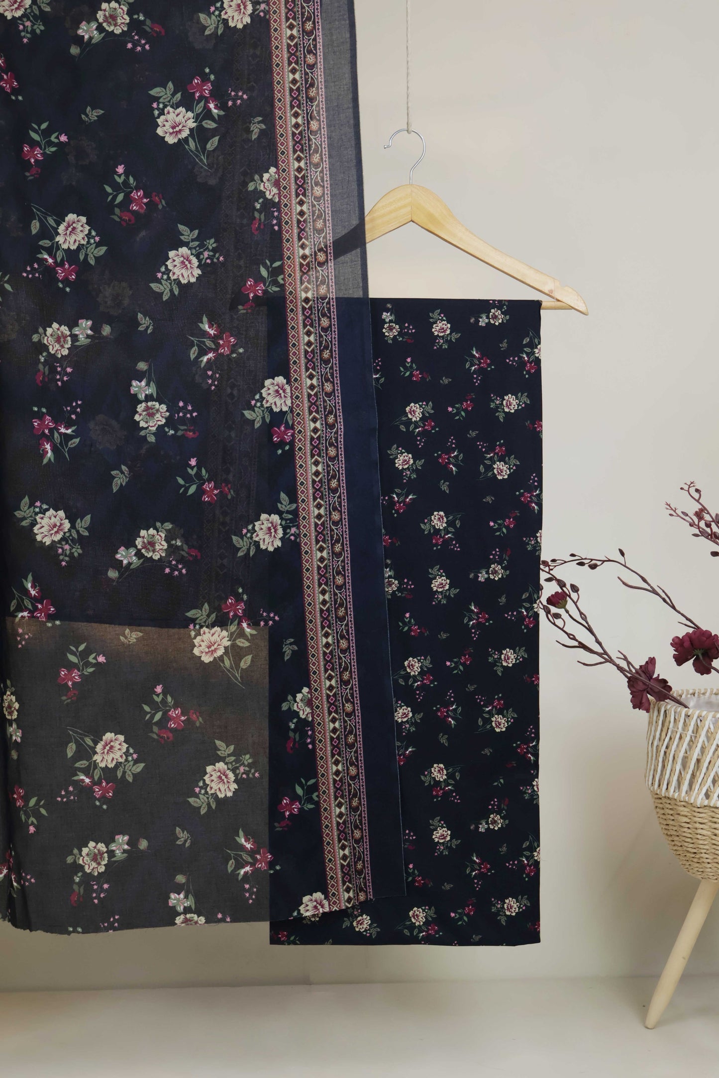 3PC-Lawn Printed Suit 3PLBS102