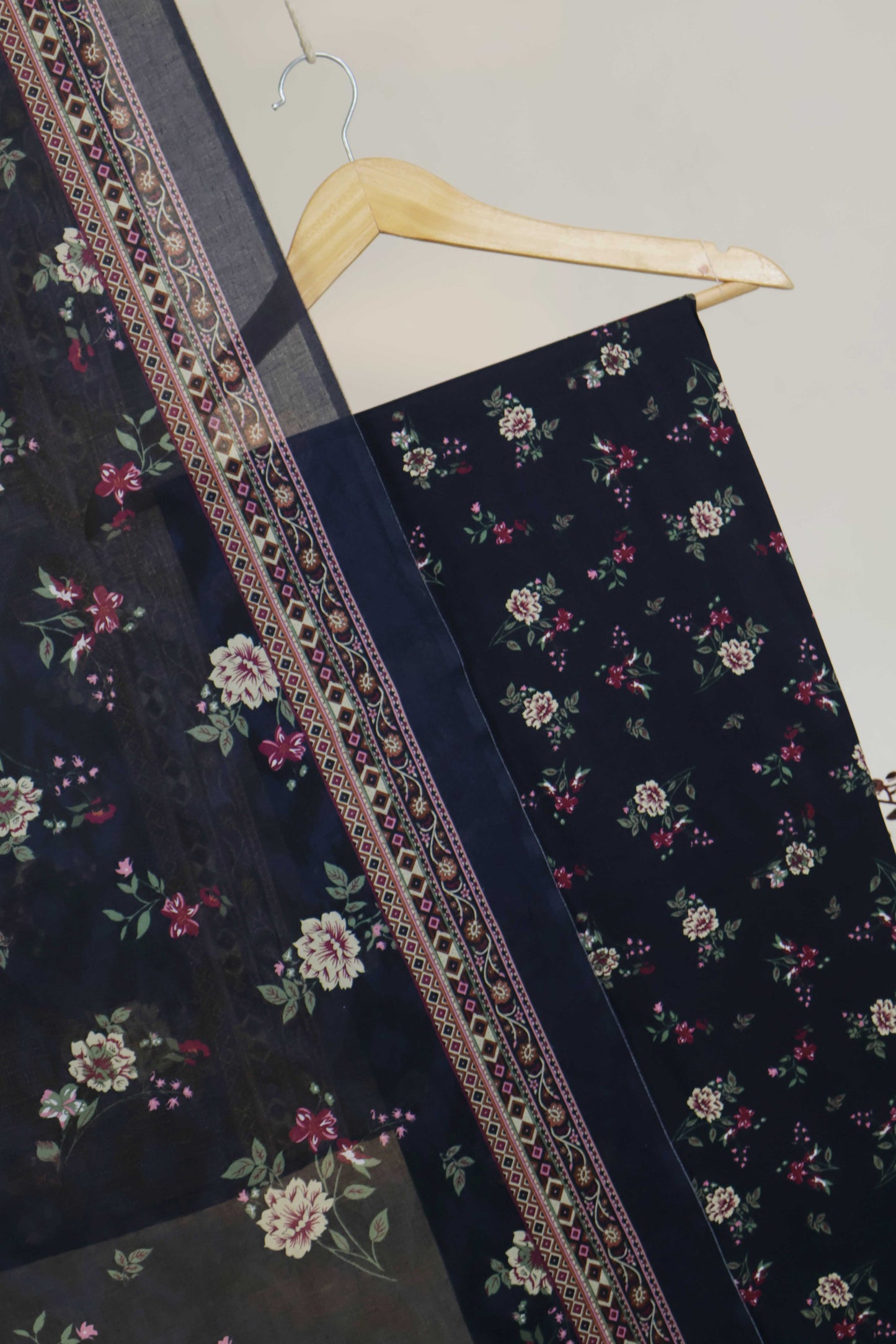 3PC-Lawn Printed Suit 3PLBS102