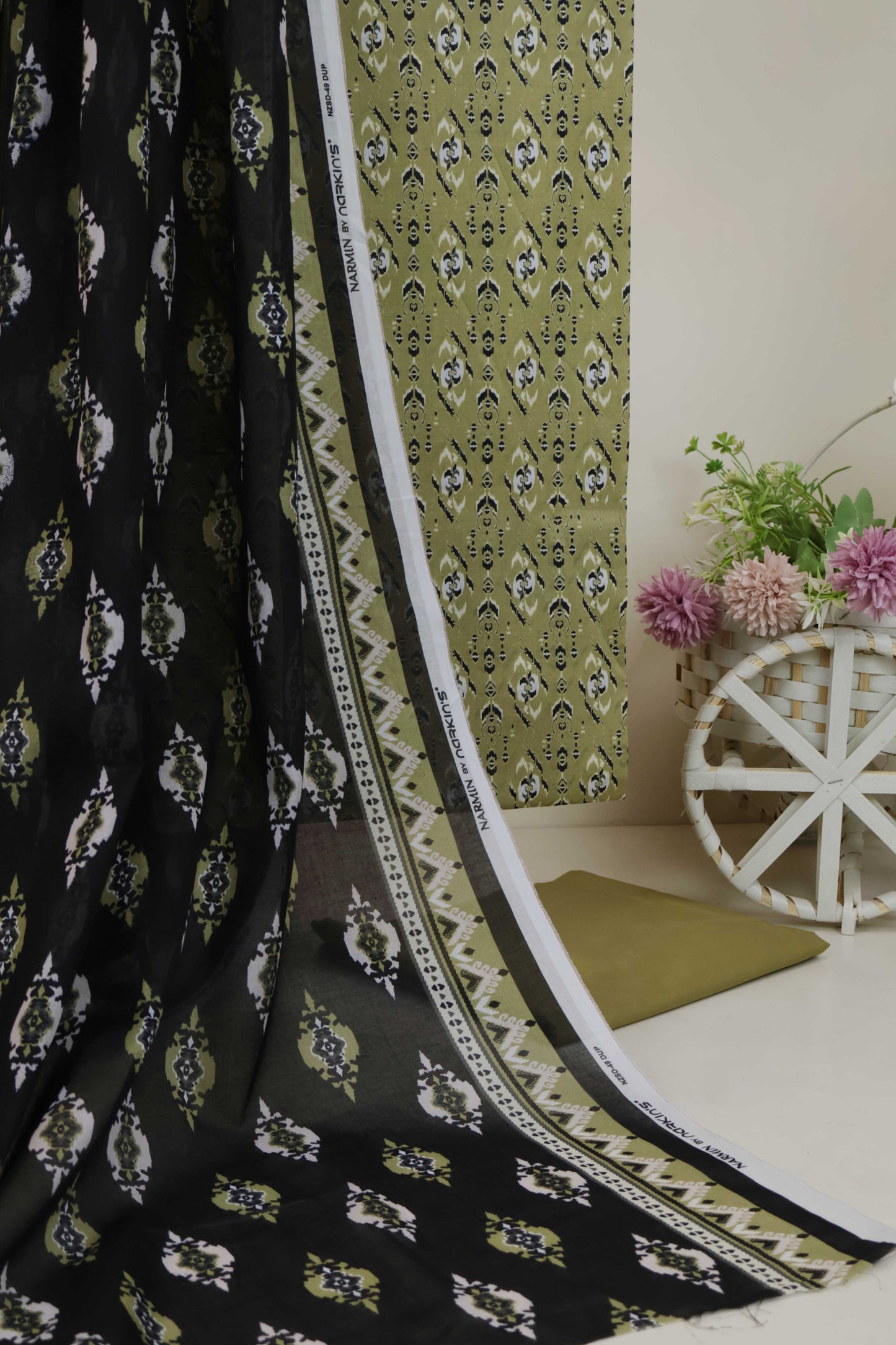 3PC-Lawn Printed Suit 3PLBS113