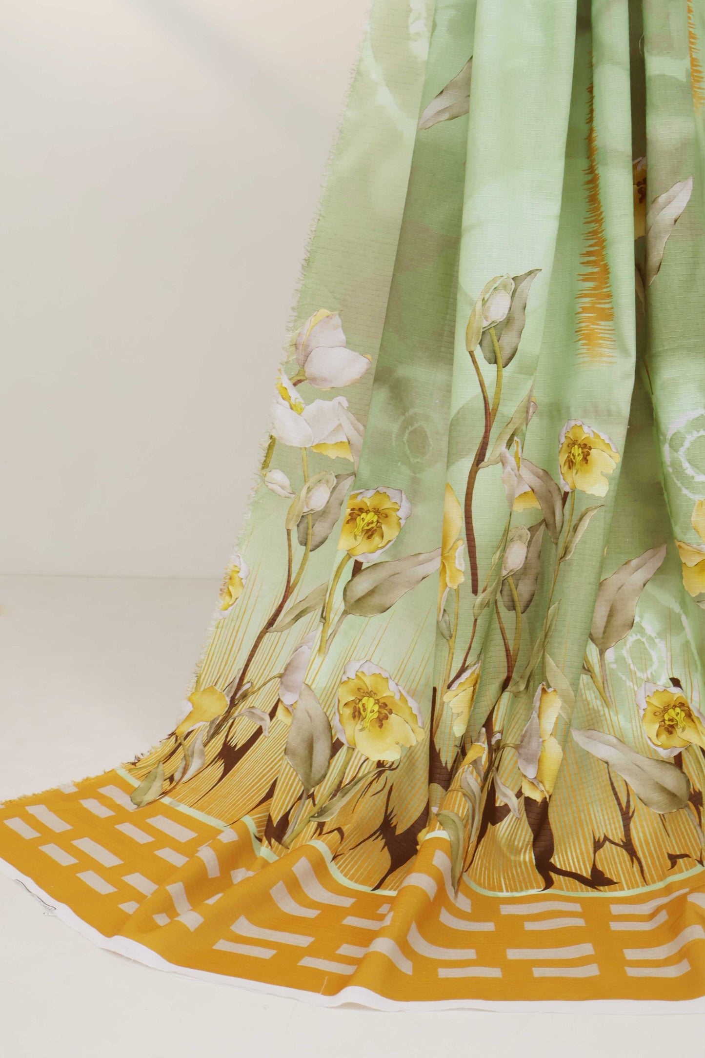 3Piece - Printed Doriya Lawn Suit L3PSR02