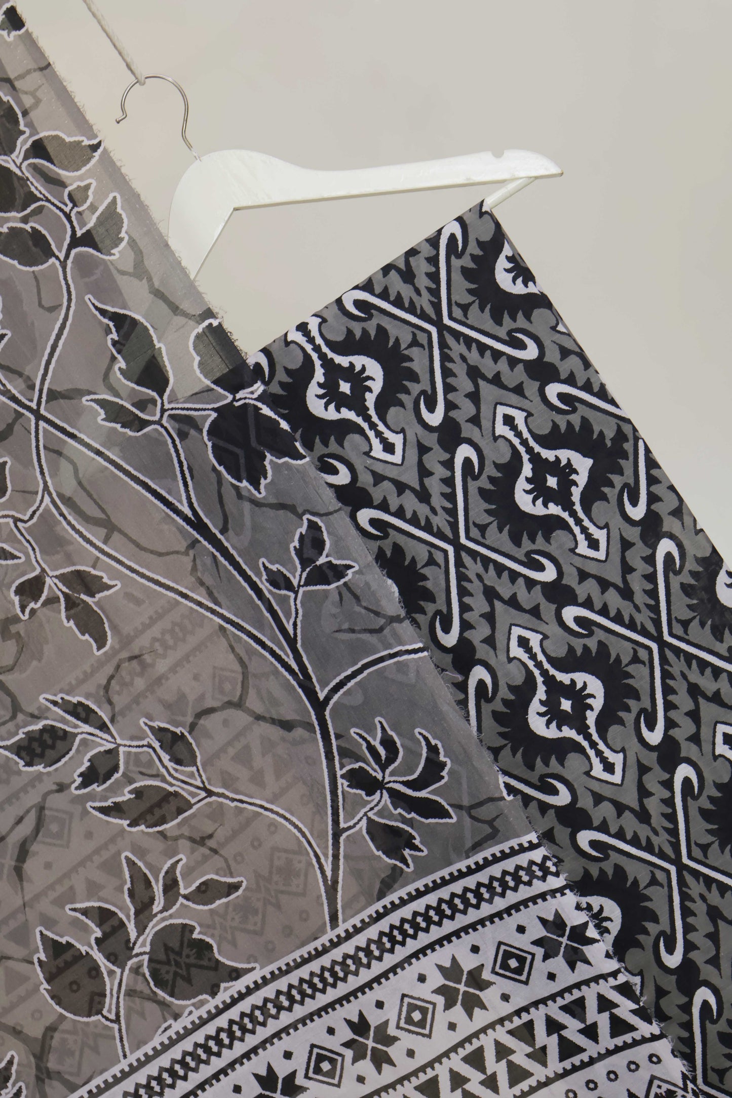 3pc-Lawn Printed Suit PLST16