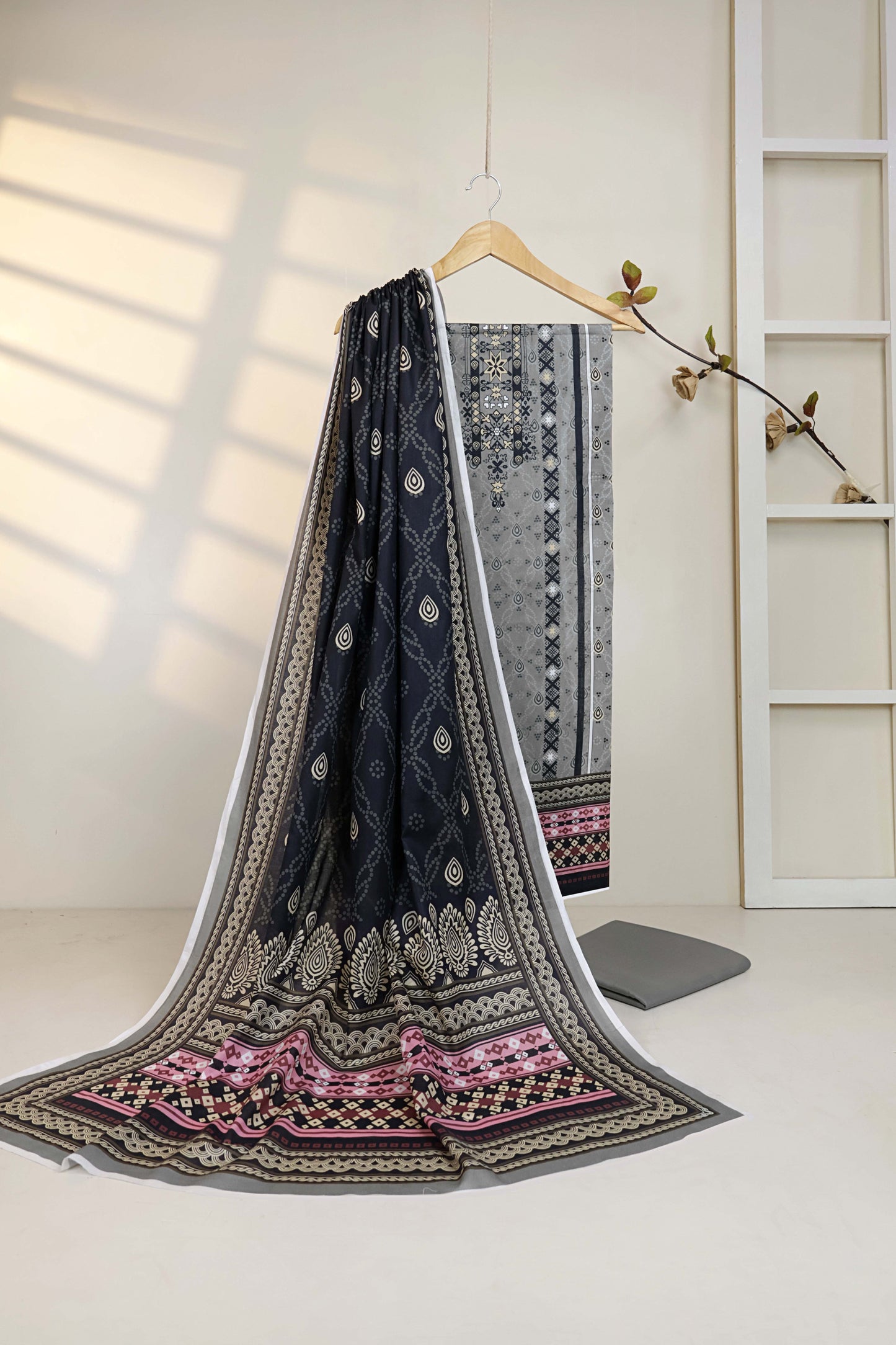 3pc-Lawn Printed Suit PLST14