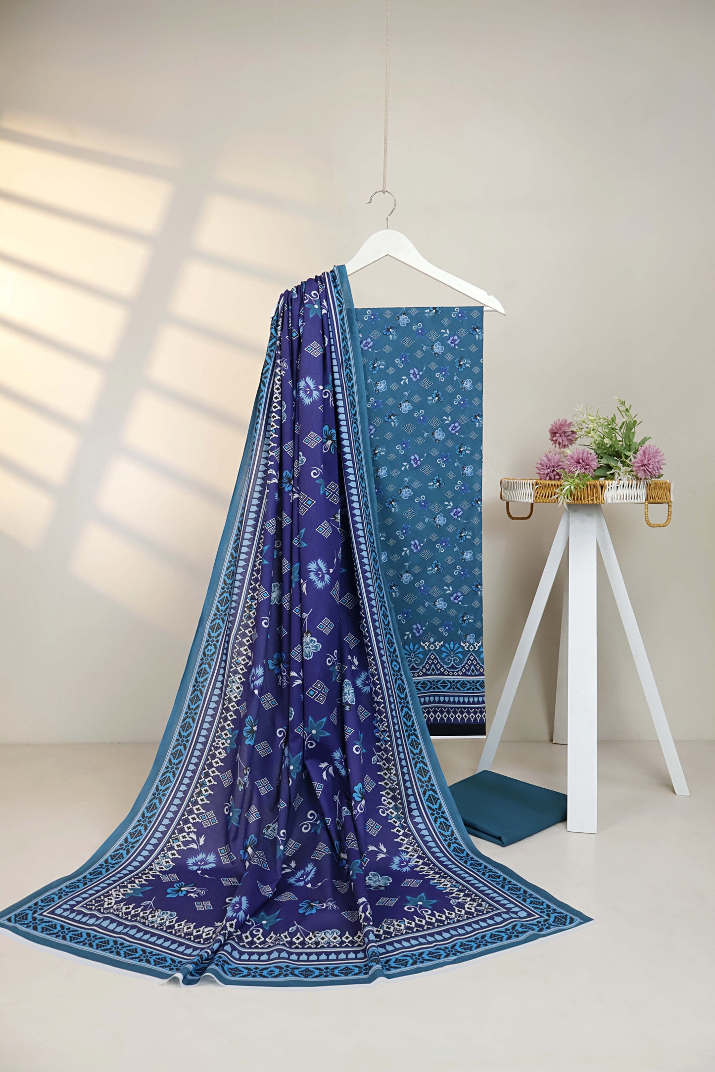 3pc-Lawn Printed Suit PLST15