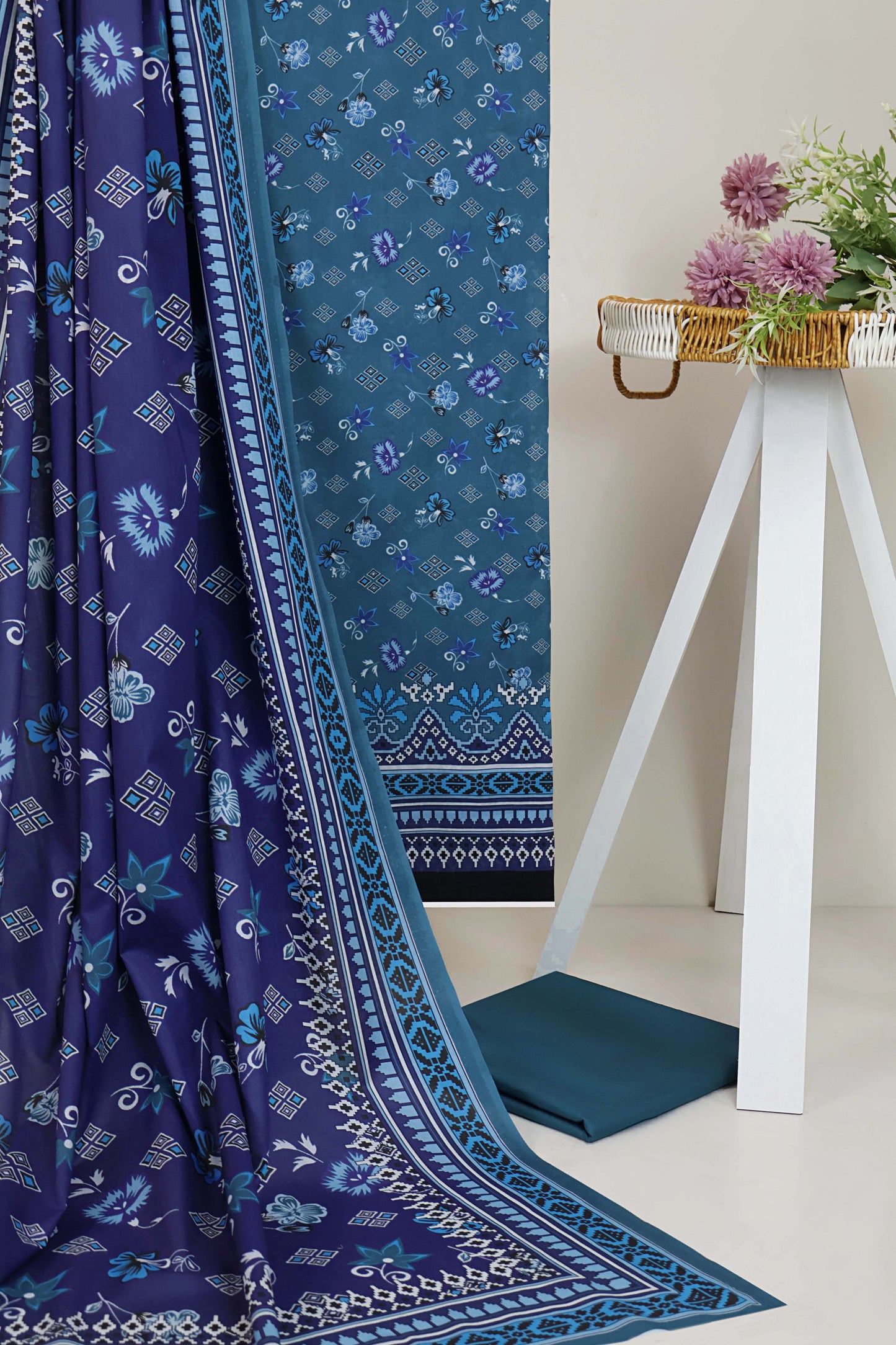 3pc-Lawn Printed Suit PLST15