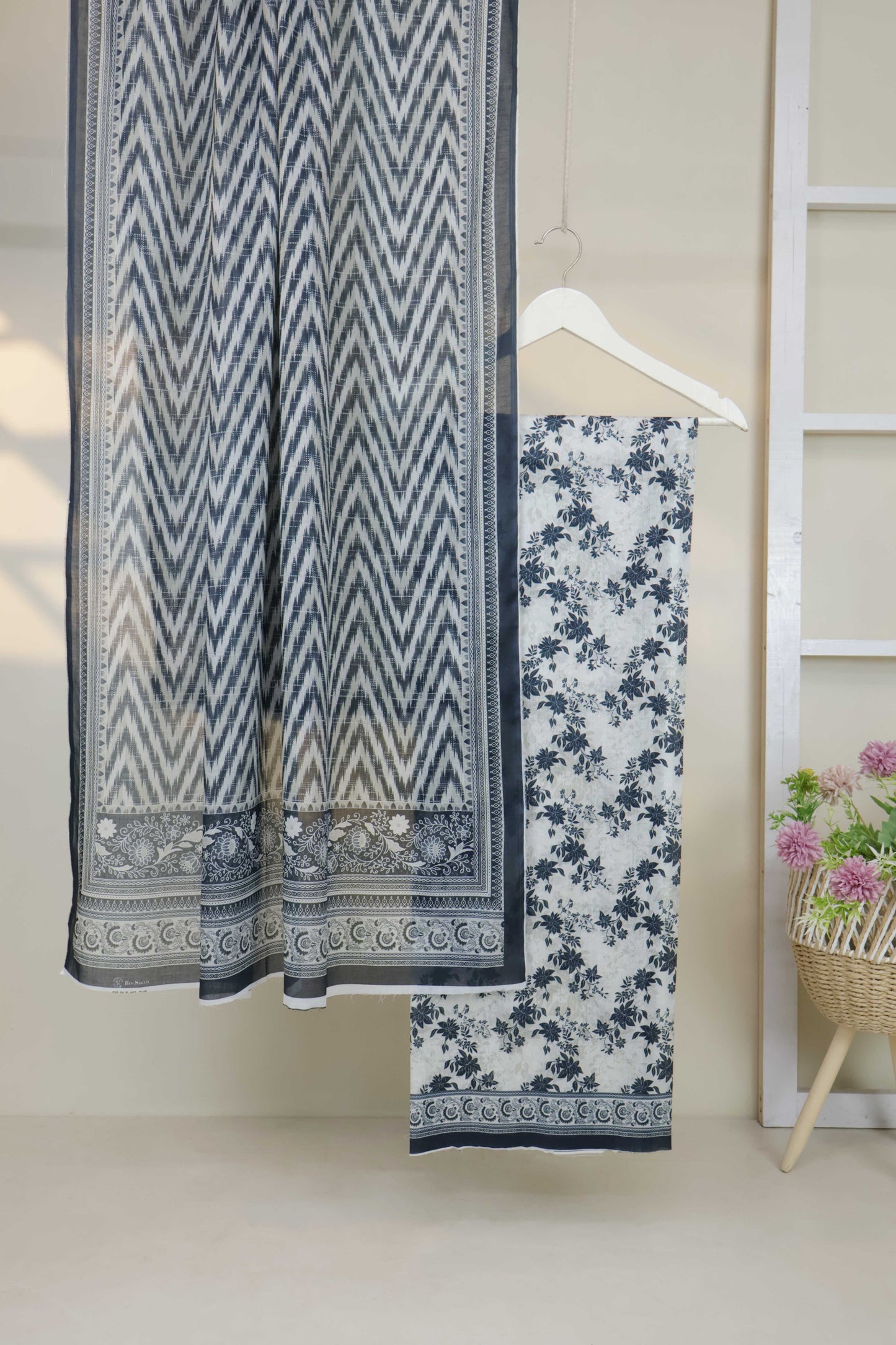 3PC-Lawn Printed Suit 3PLBS22