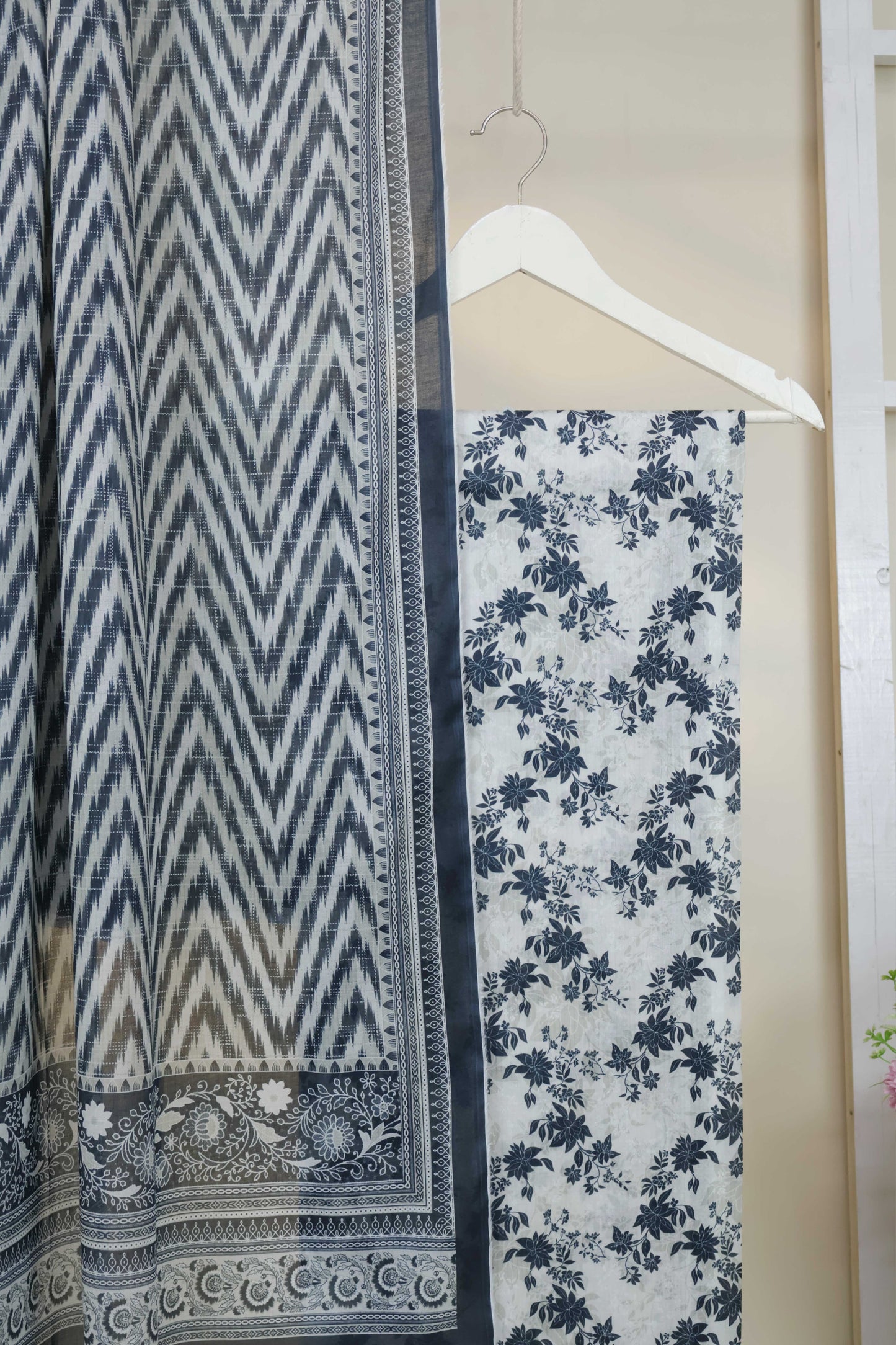 3PC-Lawn Printed Suit 3PLBS22