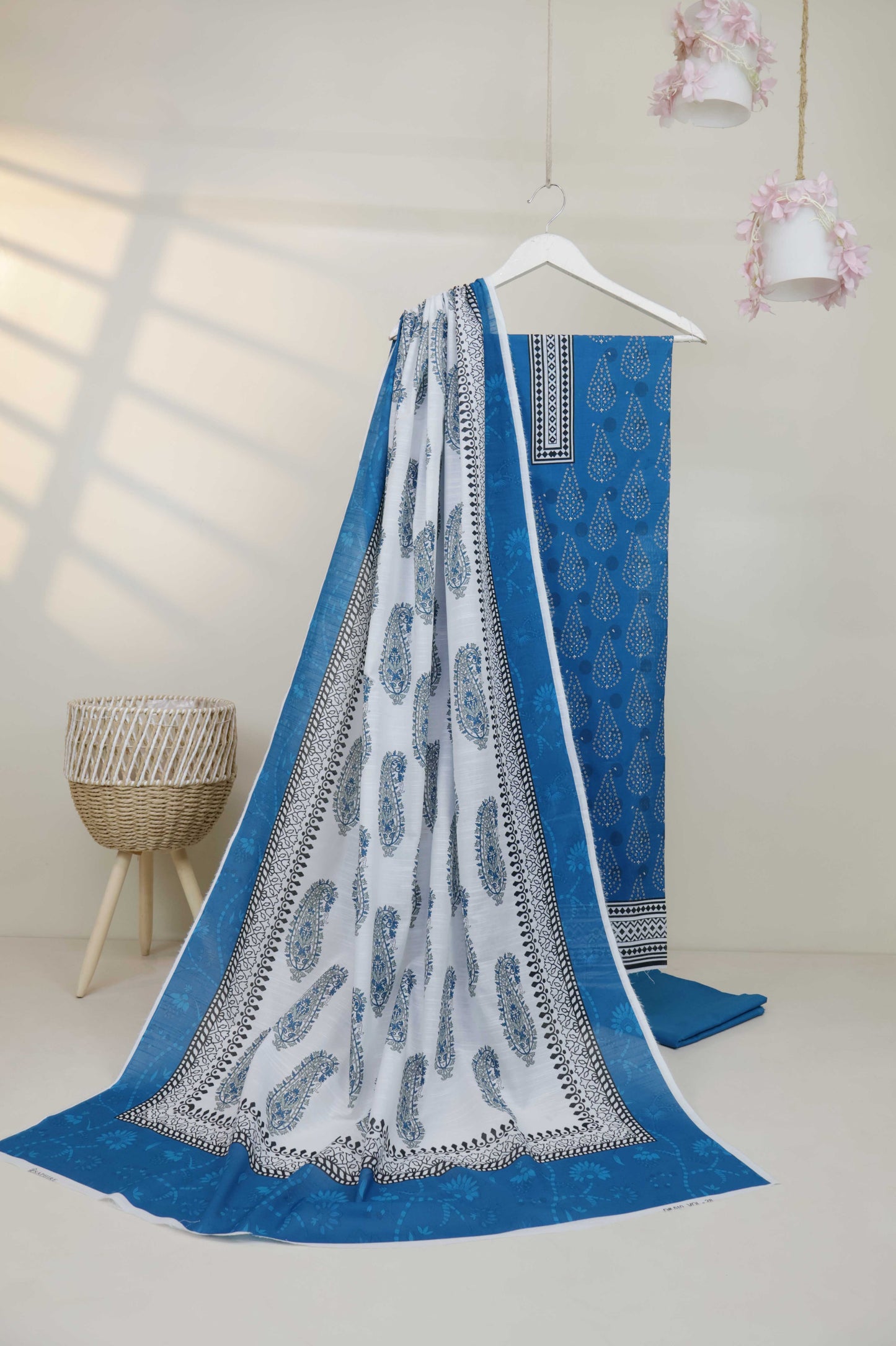 3pc-Lawn Printed Suit L3PP510