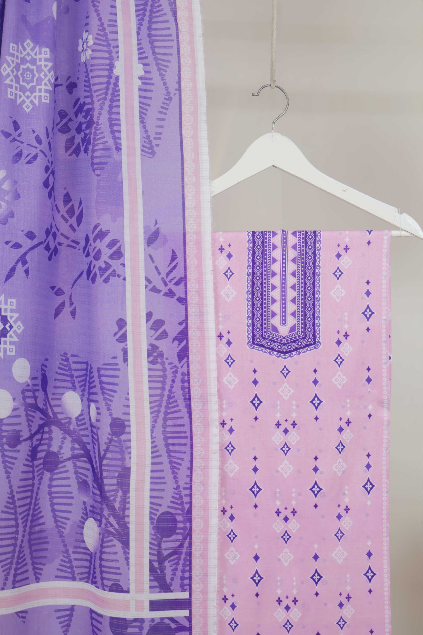 3pc-Lawn Printed Suit L3PP416
