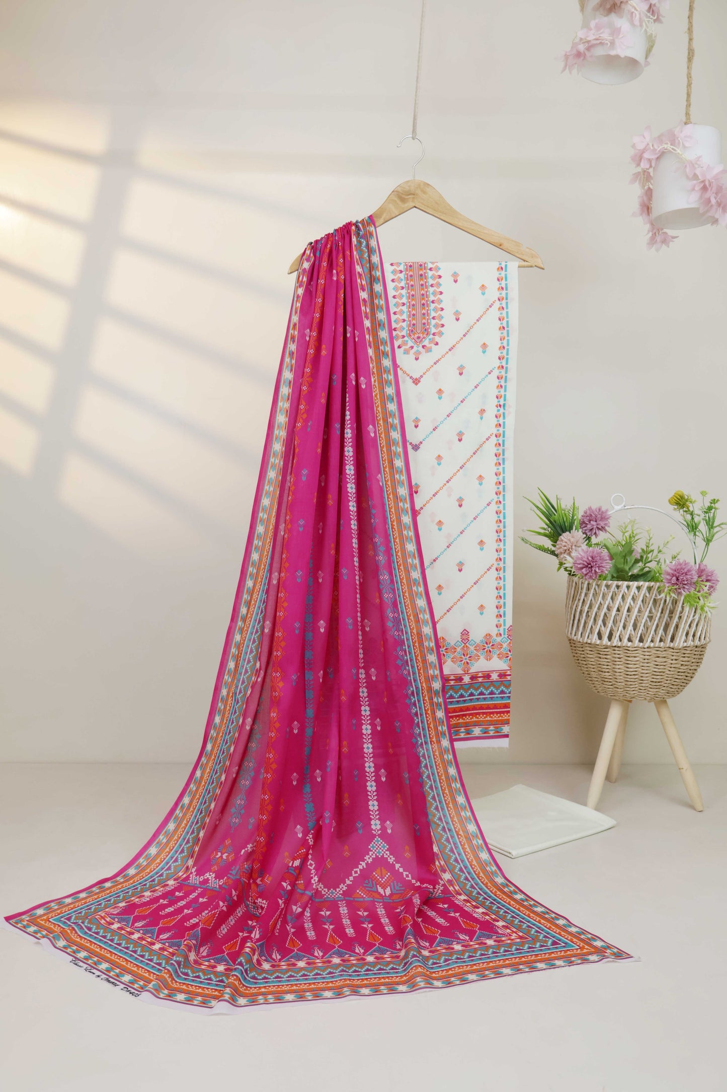 3pc-Lawn Printed Suit L3PP403