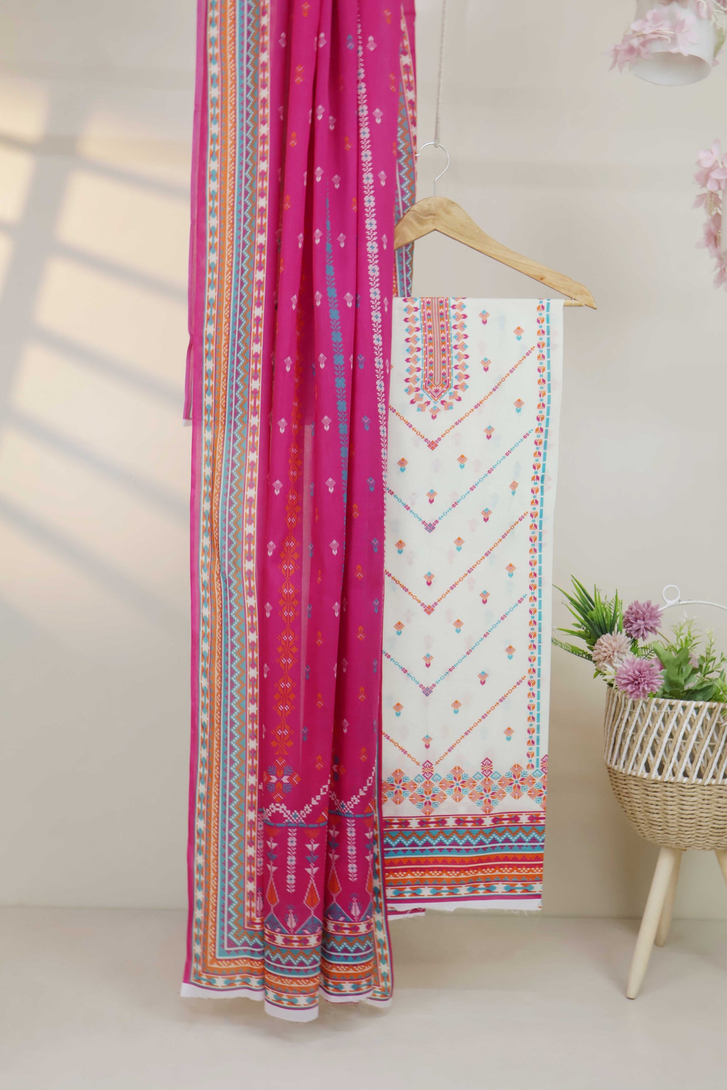 3pc-Lawn Printed Suit L3PP403