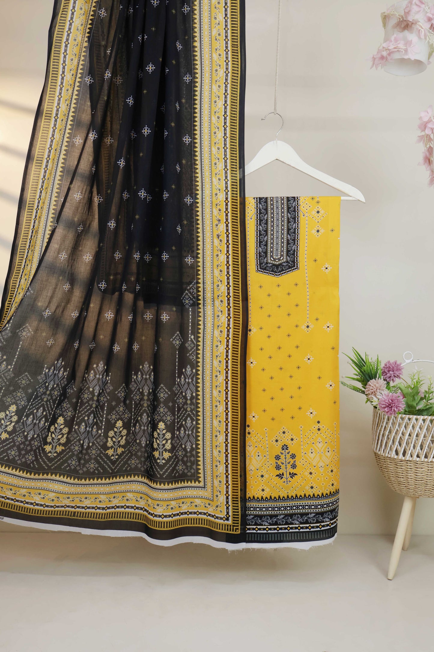 3pc-Lawn Printed Suit L3PP405