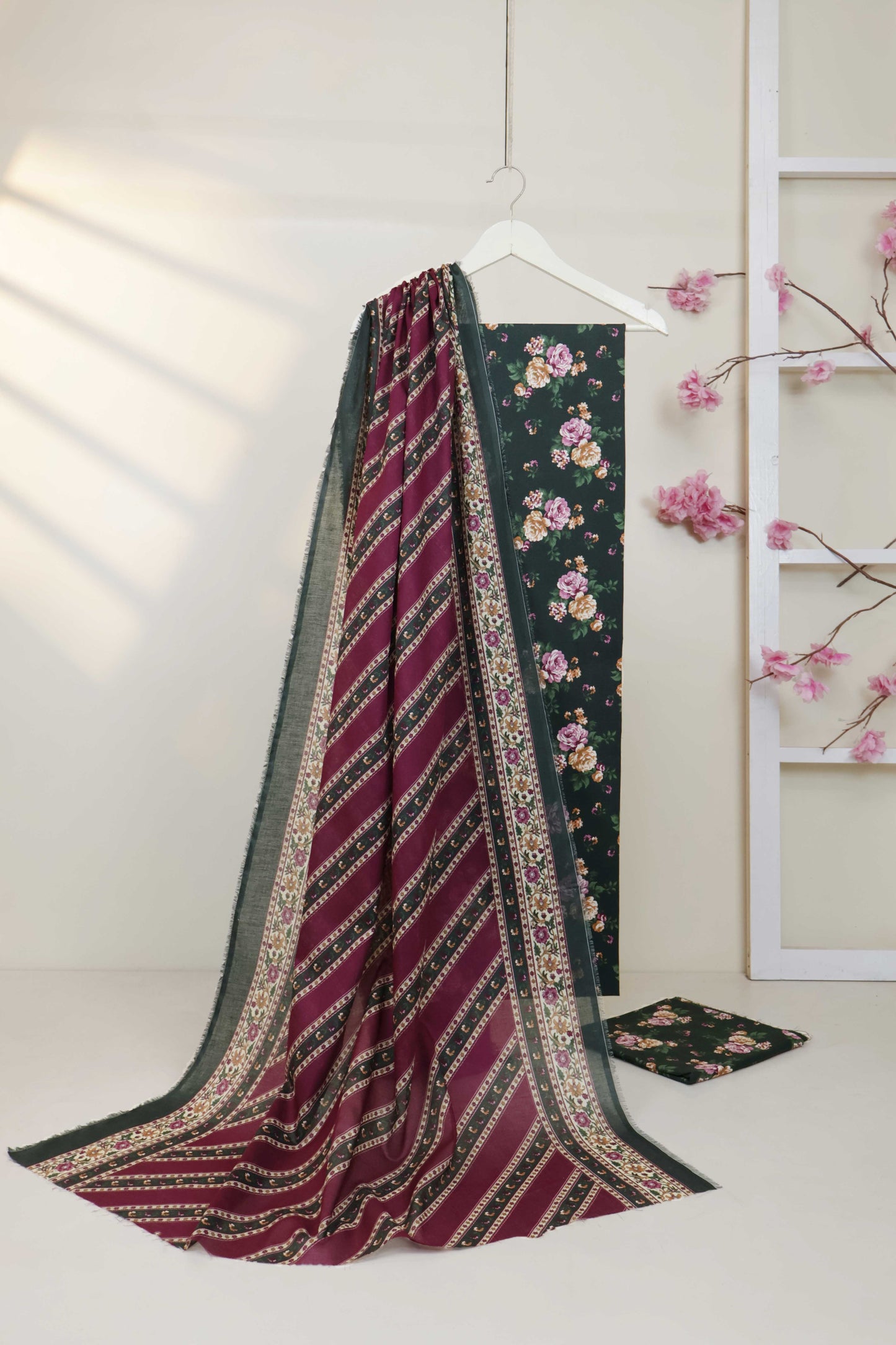 3PC-Lawn Printed Suit 3PLBS49
