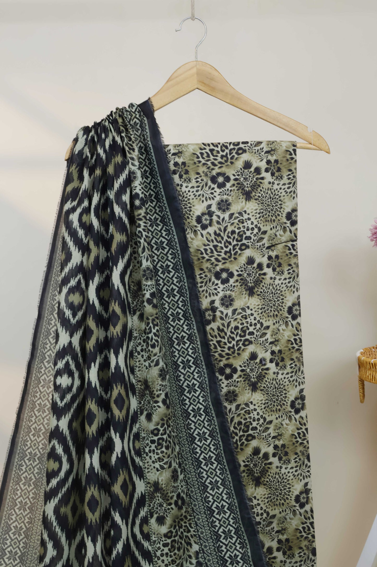 3PC-Lawn Printed Suit 3PLBS83