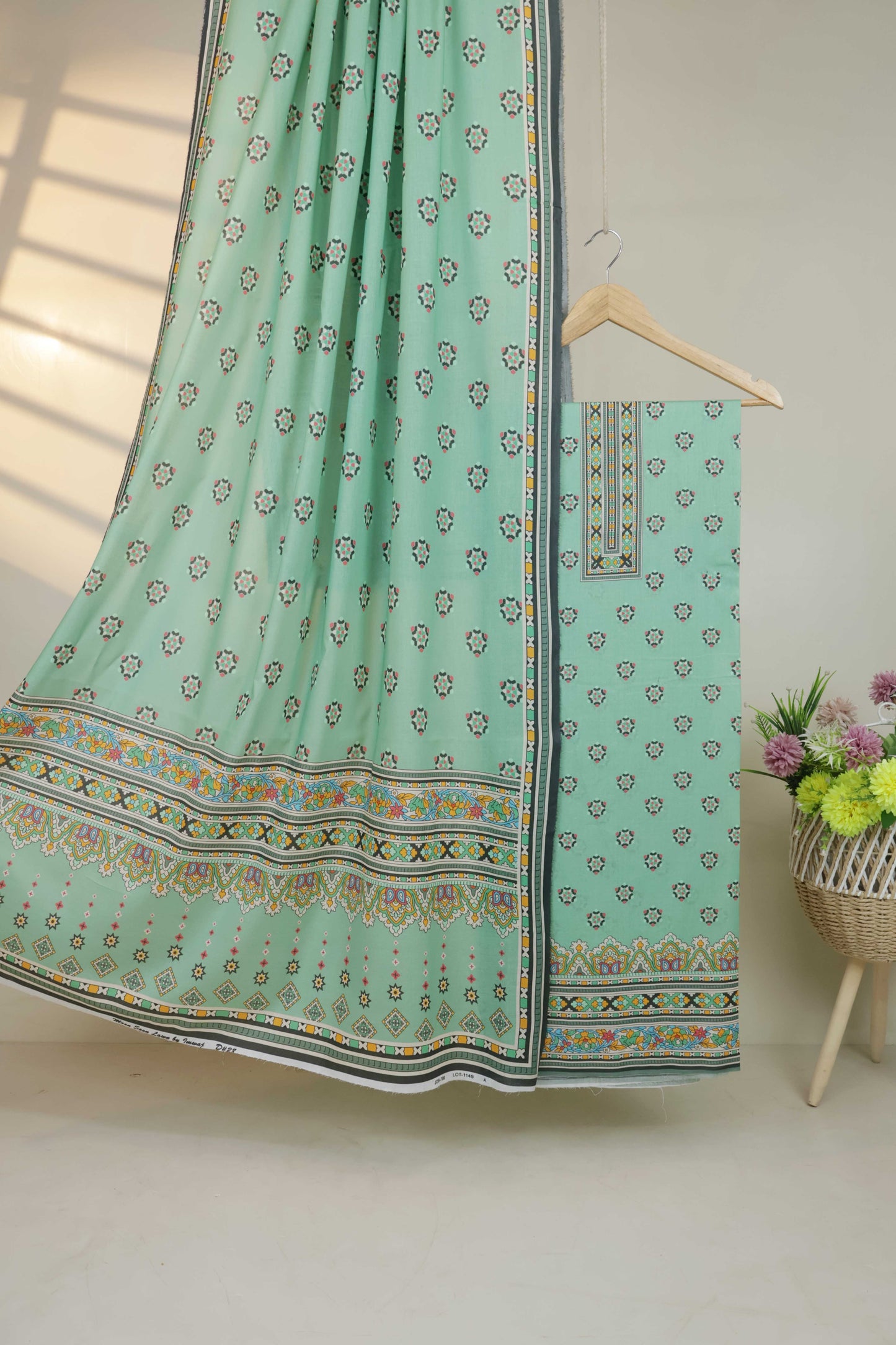 3PC-Lawn Printed Suit 3PSL42