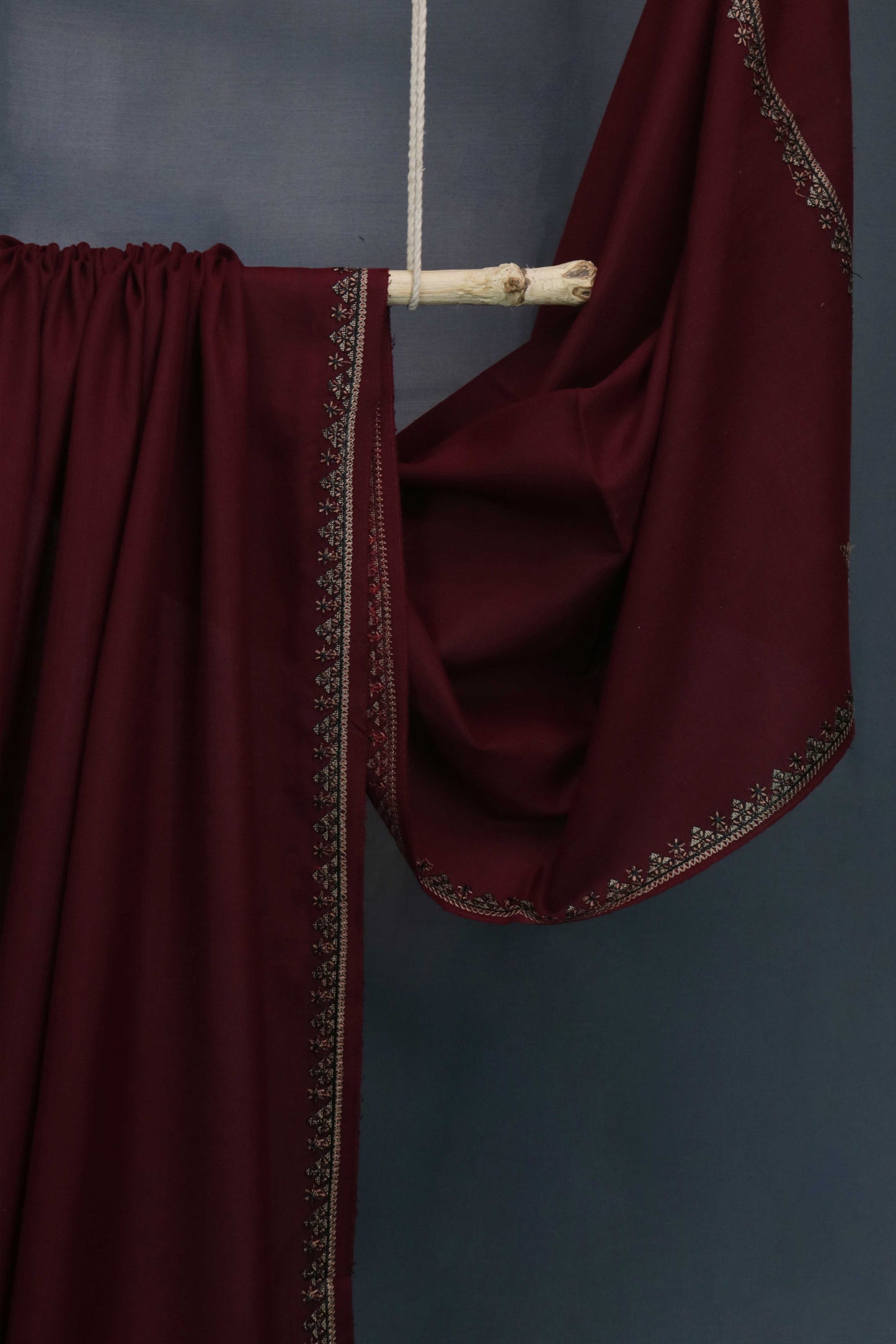 4 Side Embroidered Broder Pashmina Shawl 3505D