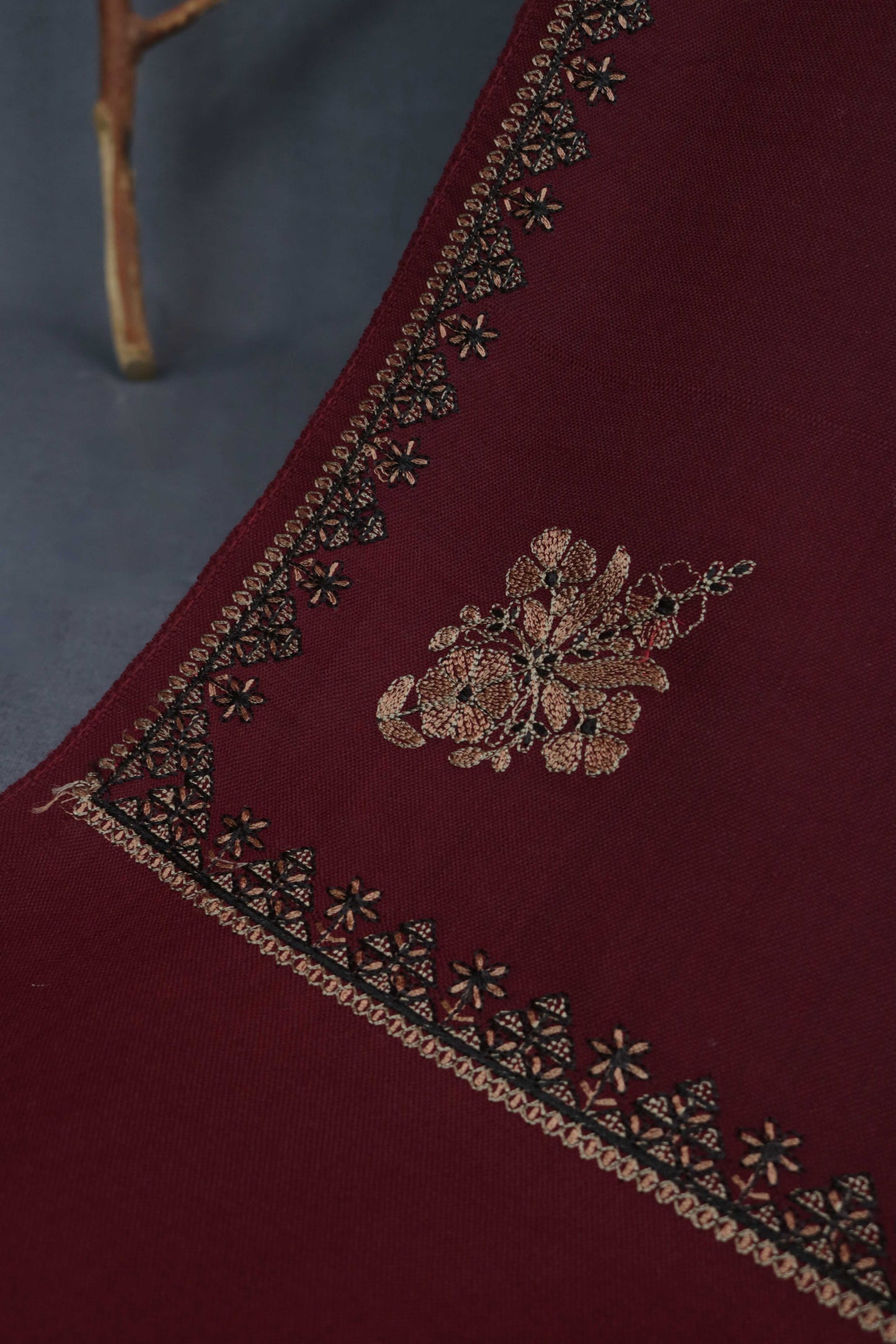 4 Side Embroidered Broder Pashmina Shawl 3505D