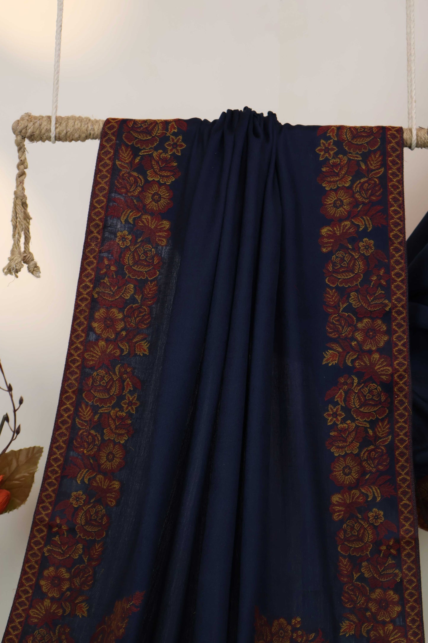 Kani Border Pashmina Shawl  HKSH46