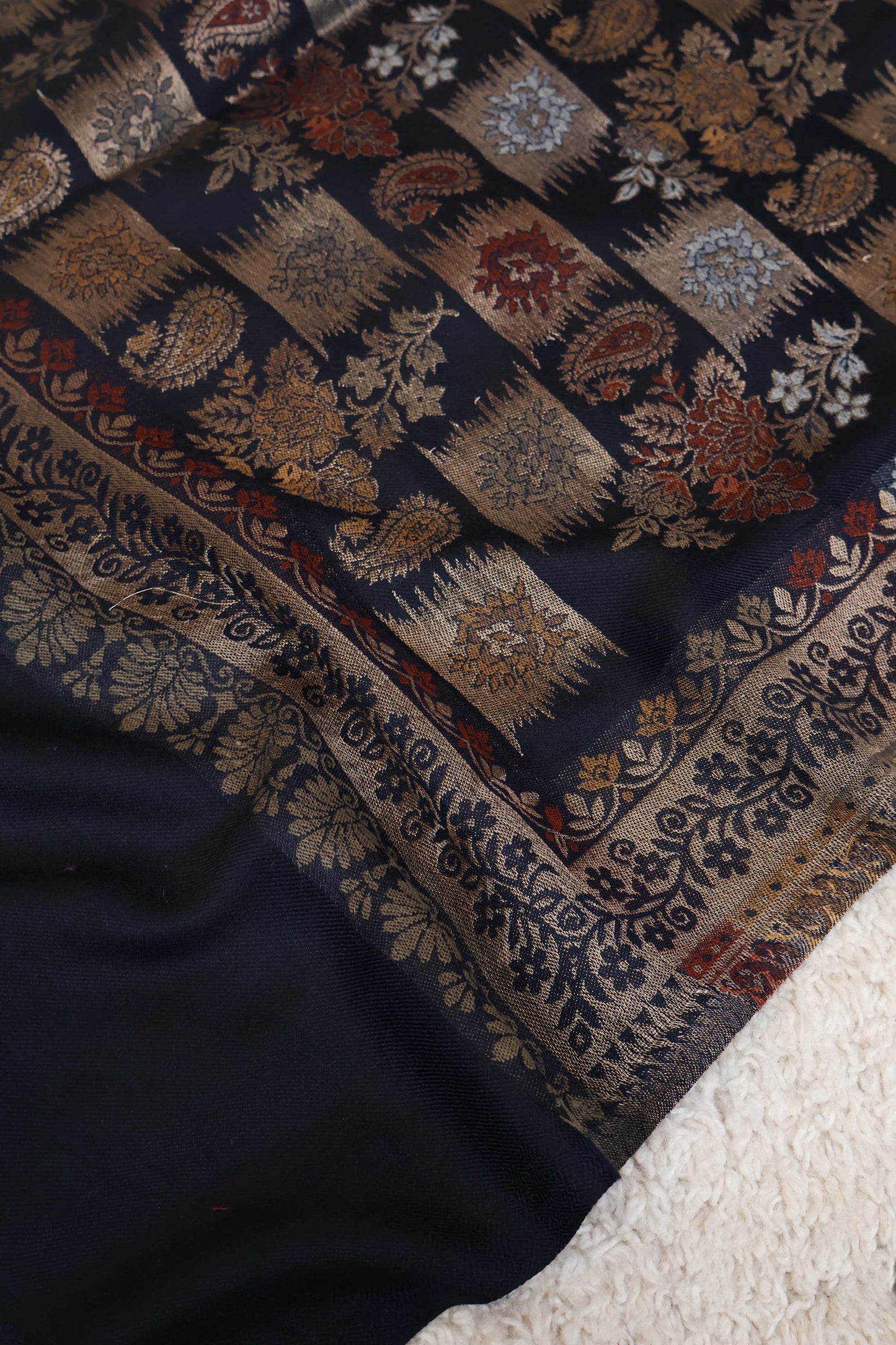 Jacquard Pashmina Shawl 3643B