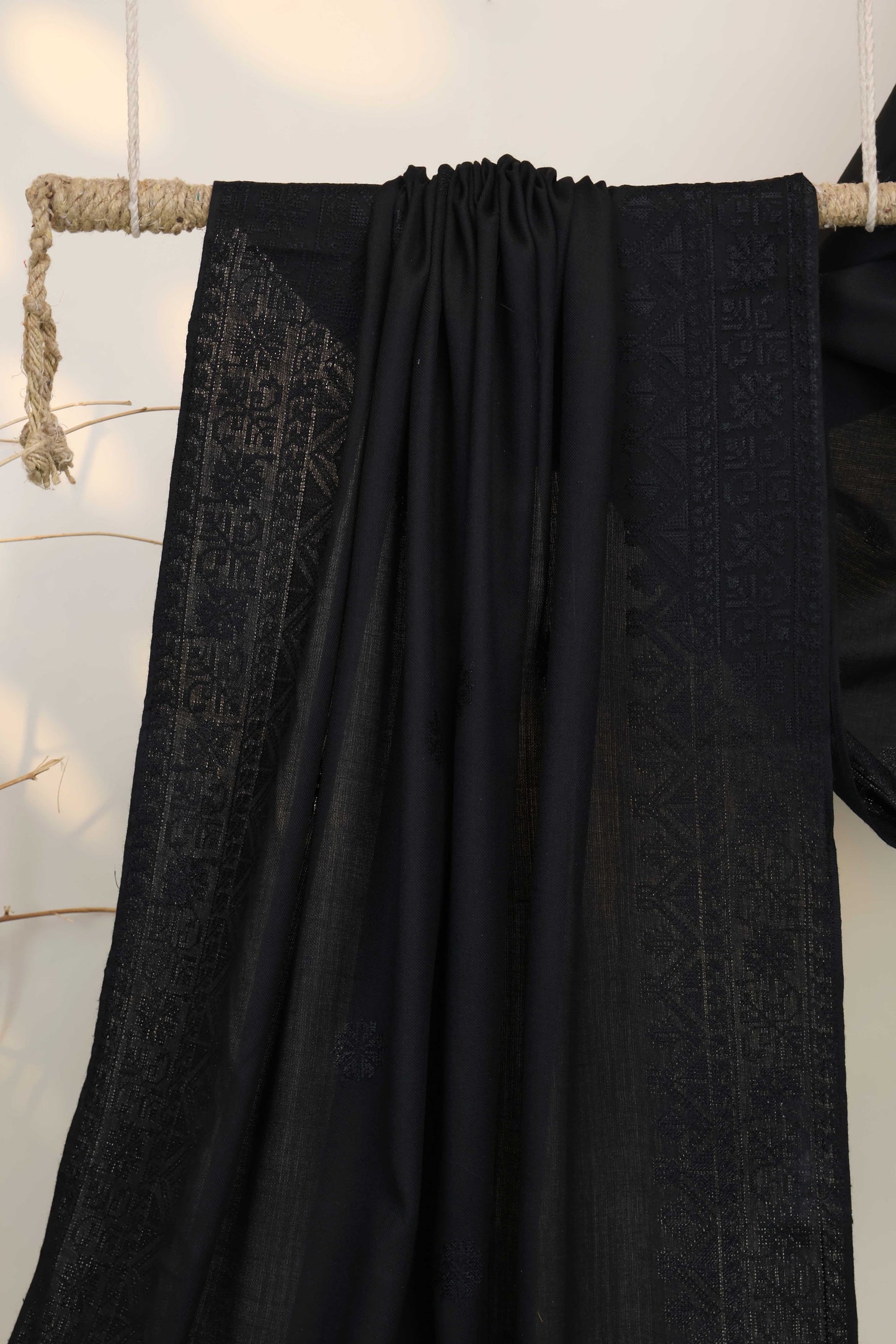 Embroidered Pashmina Black Shawl  Sh268