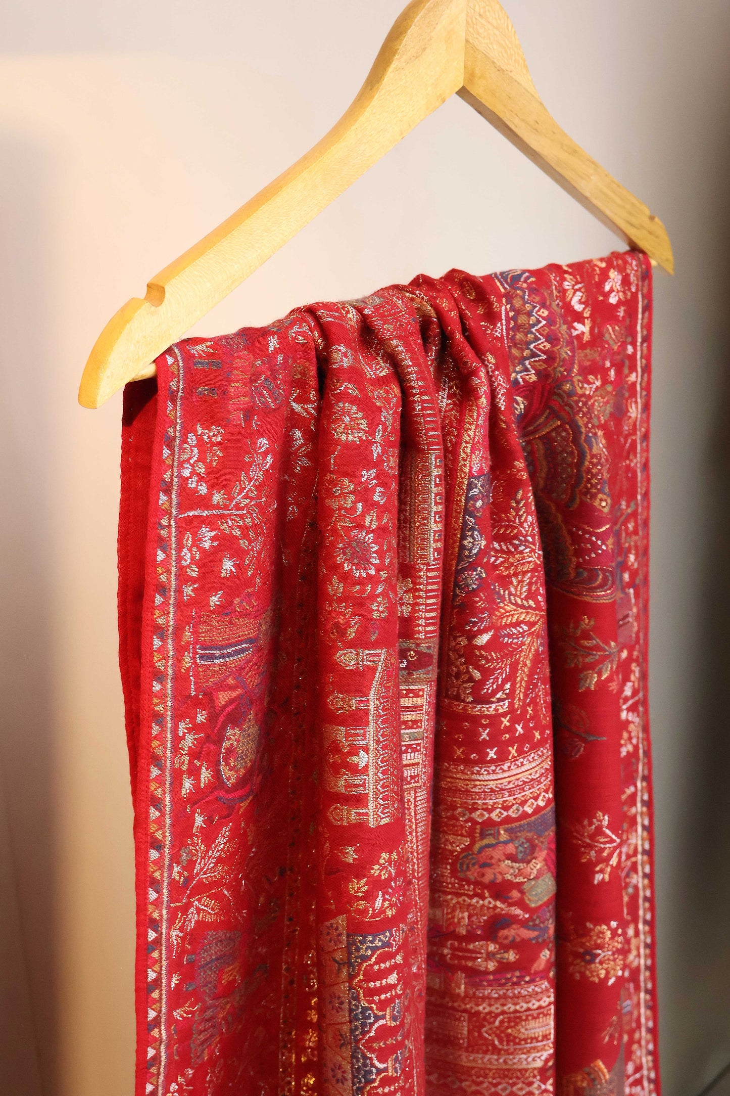 Luxury Kashmiri-Style Jacquard Shawl PDWSH12