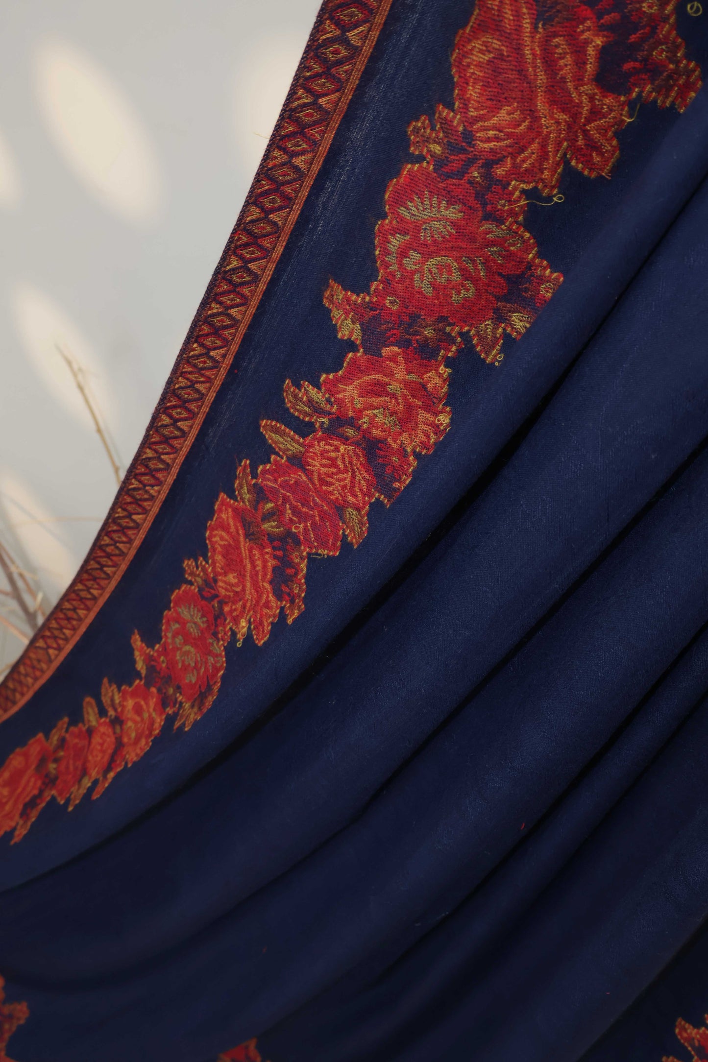 Kani Border Pashmina Shawl  PDWSH11