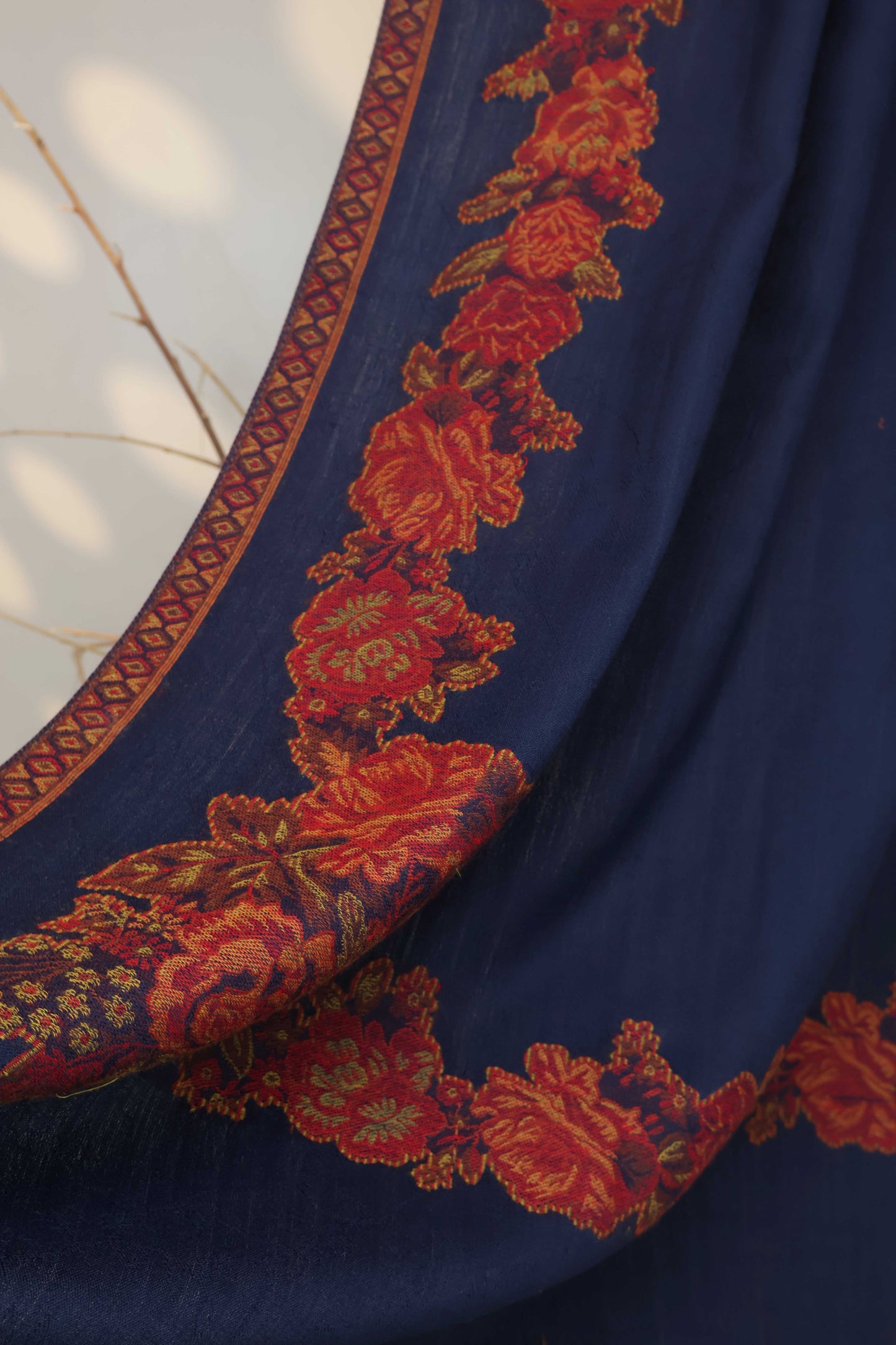 Kani Border Pashmina Shawl  PDWSH11