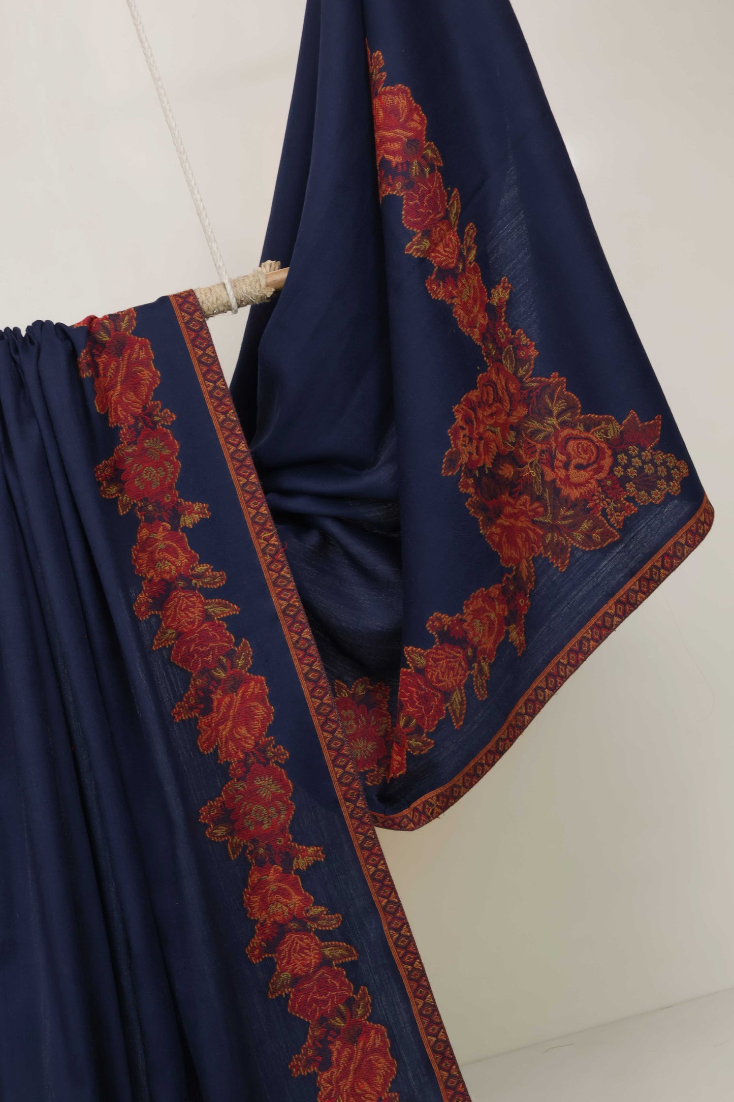 Kani Border Pashmina Shawl  PDWSH11