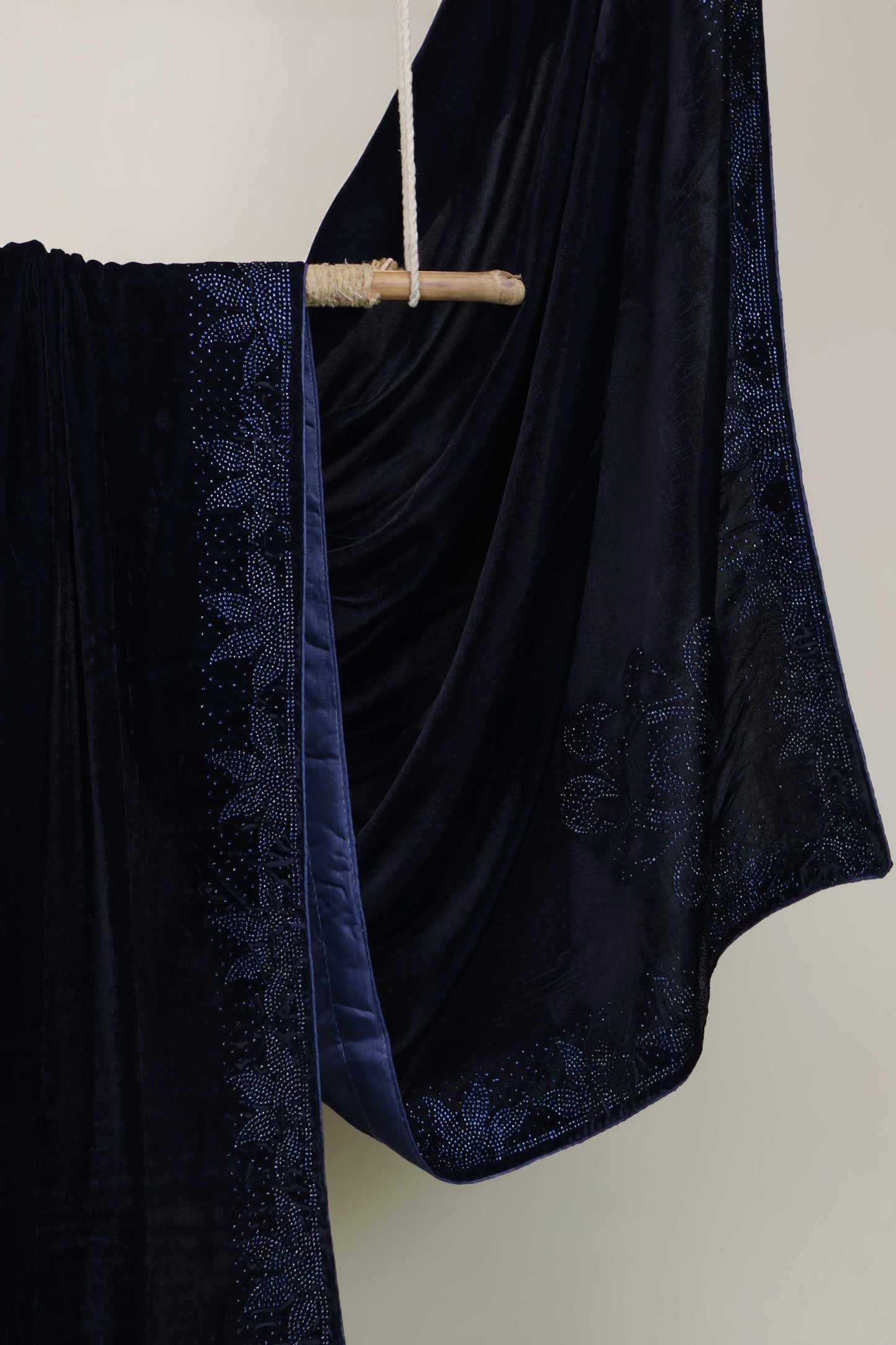 Stone Border Velvet Shawl 2651 Navyblue