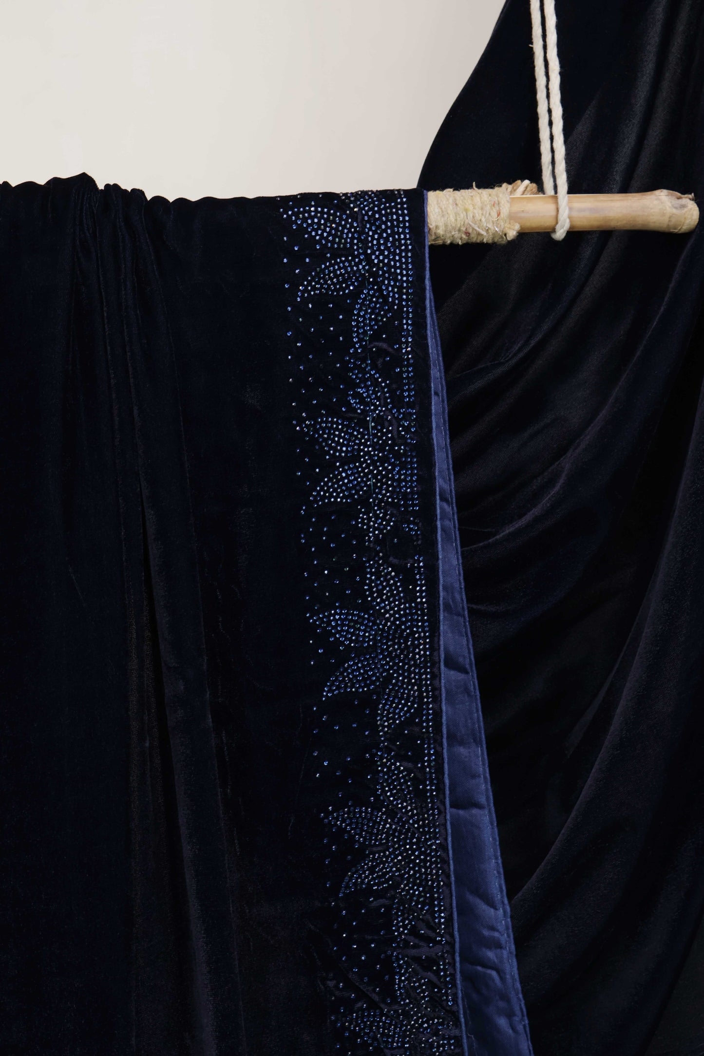Stone Border Velvet Shawl 2651 Navyblue