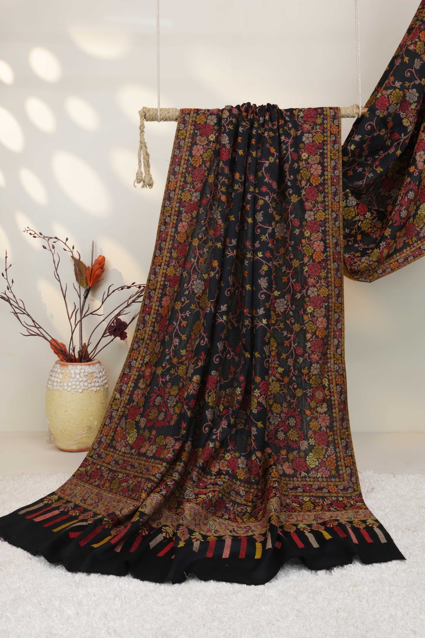 Kani Border Pashmina Shawl  HKSH44
