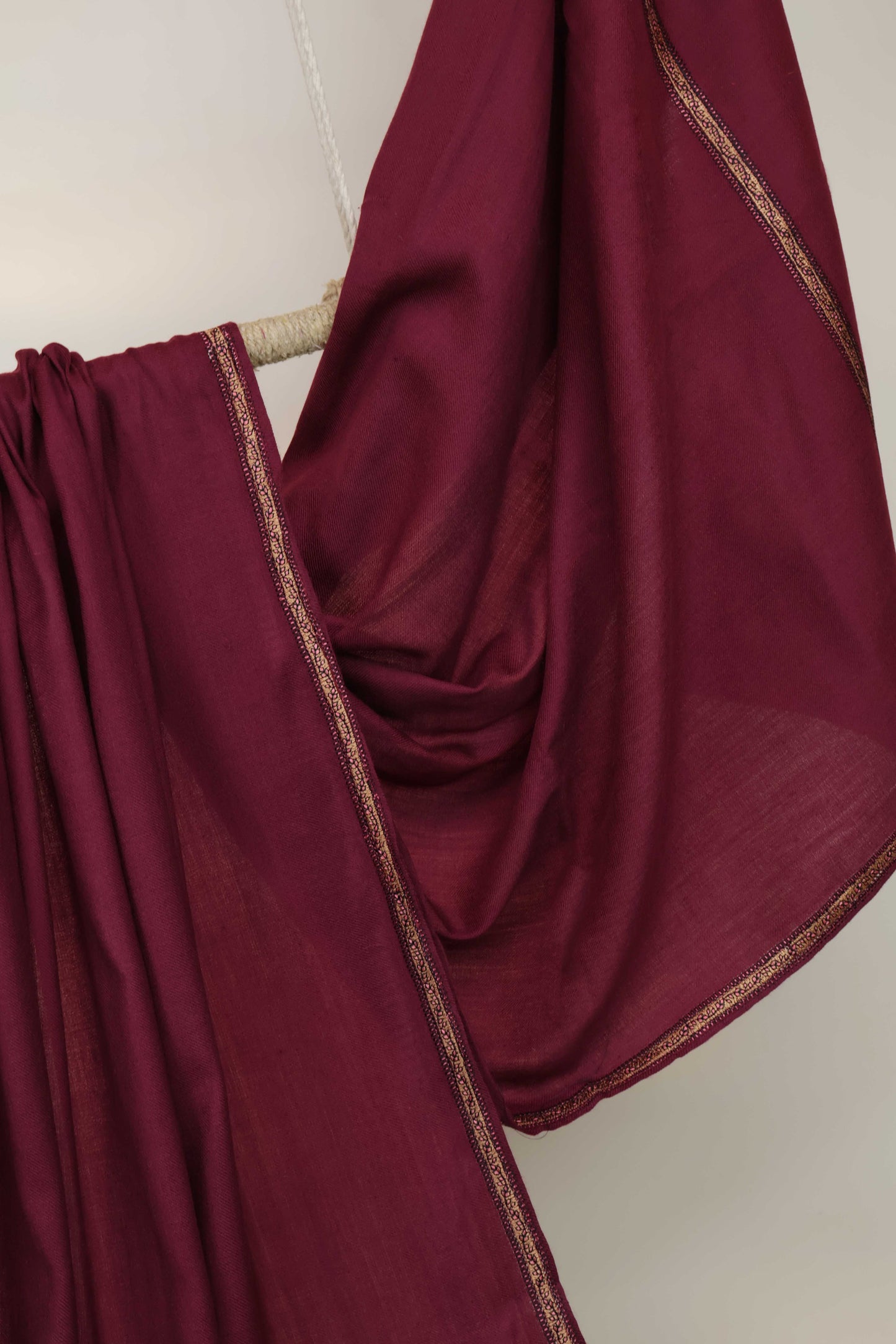 Embroidered Broder Pashmina Shawl SB40