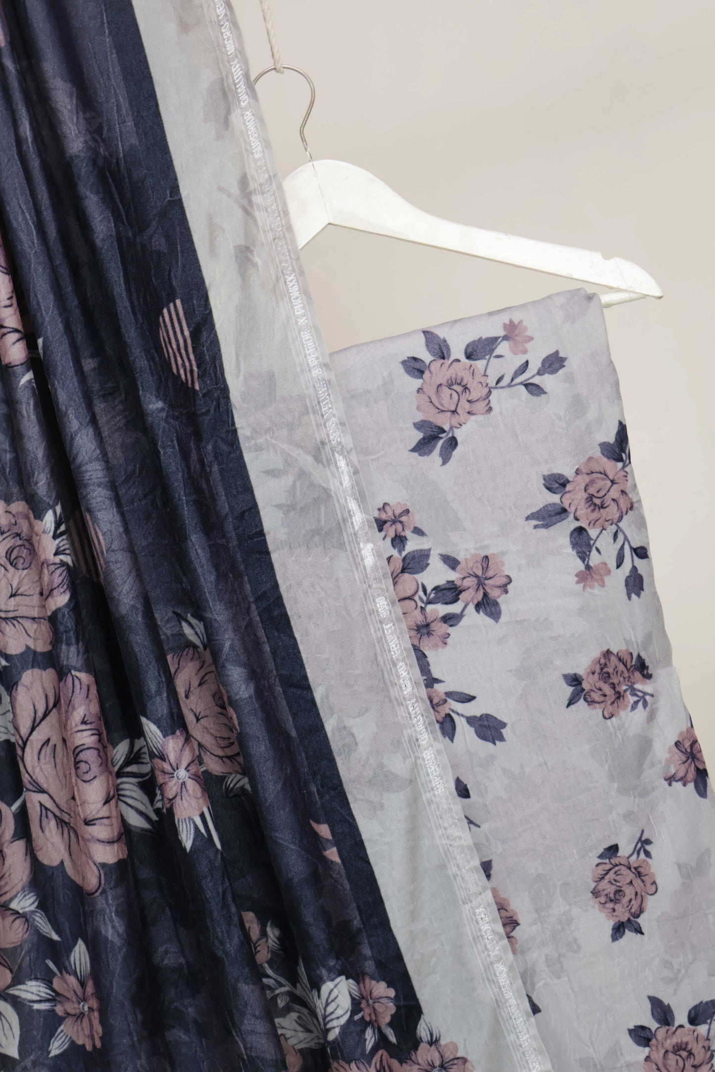 3Piece - Printed Micro Velvet Suit VC138