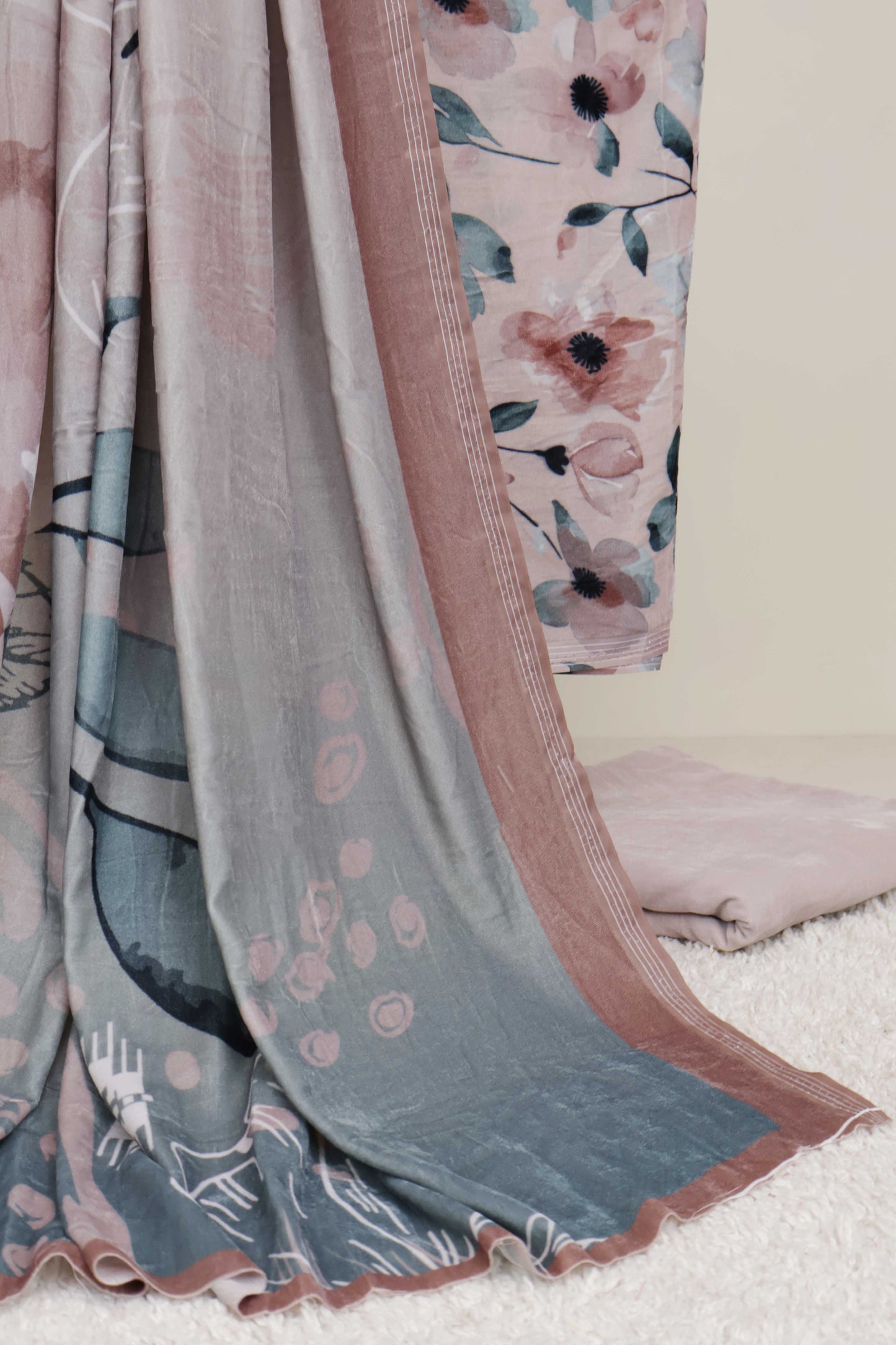 3Piece - Printed Micro Velvet Suit VC127