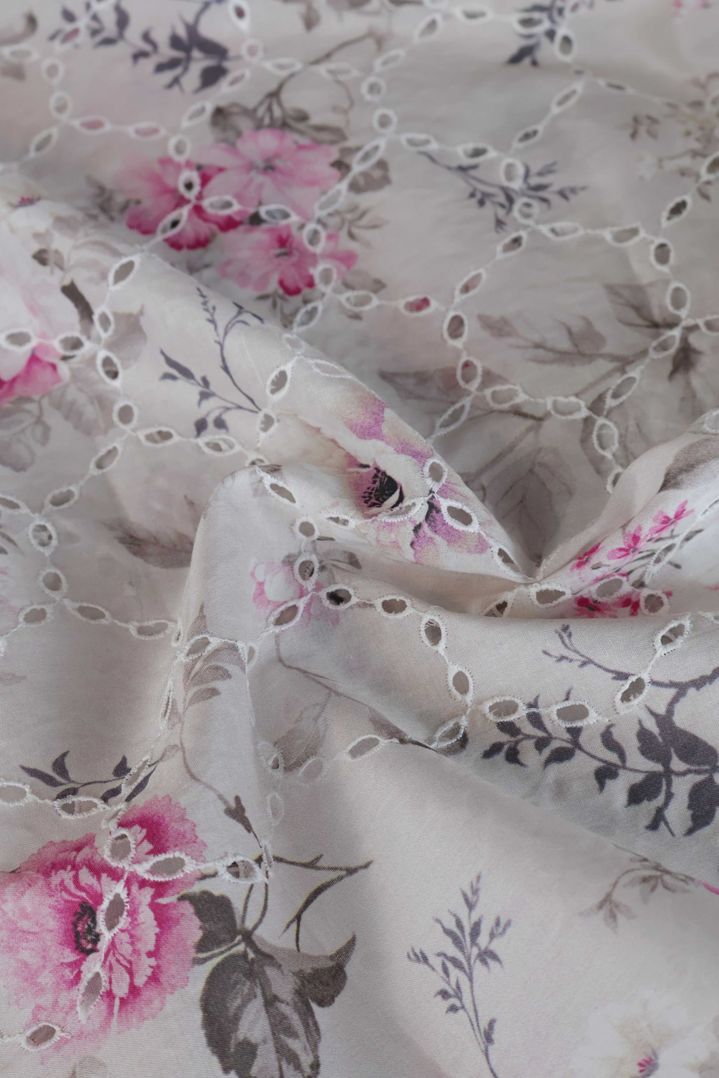 2Piece – Printed Embroidered Lawn S2P18