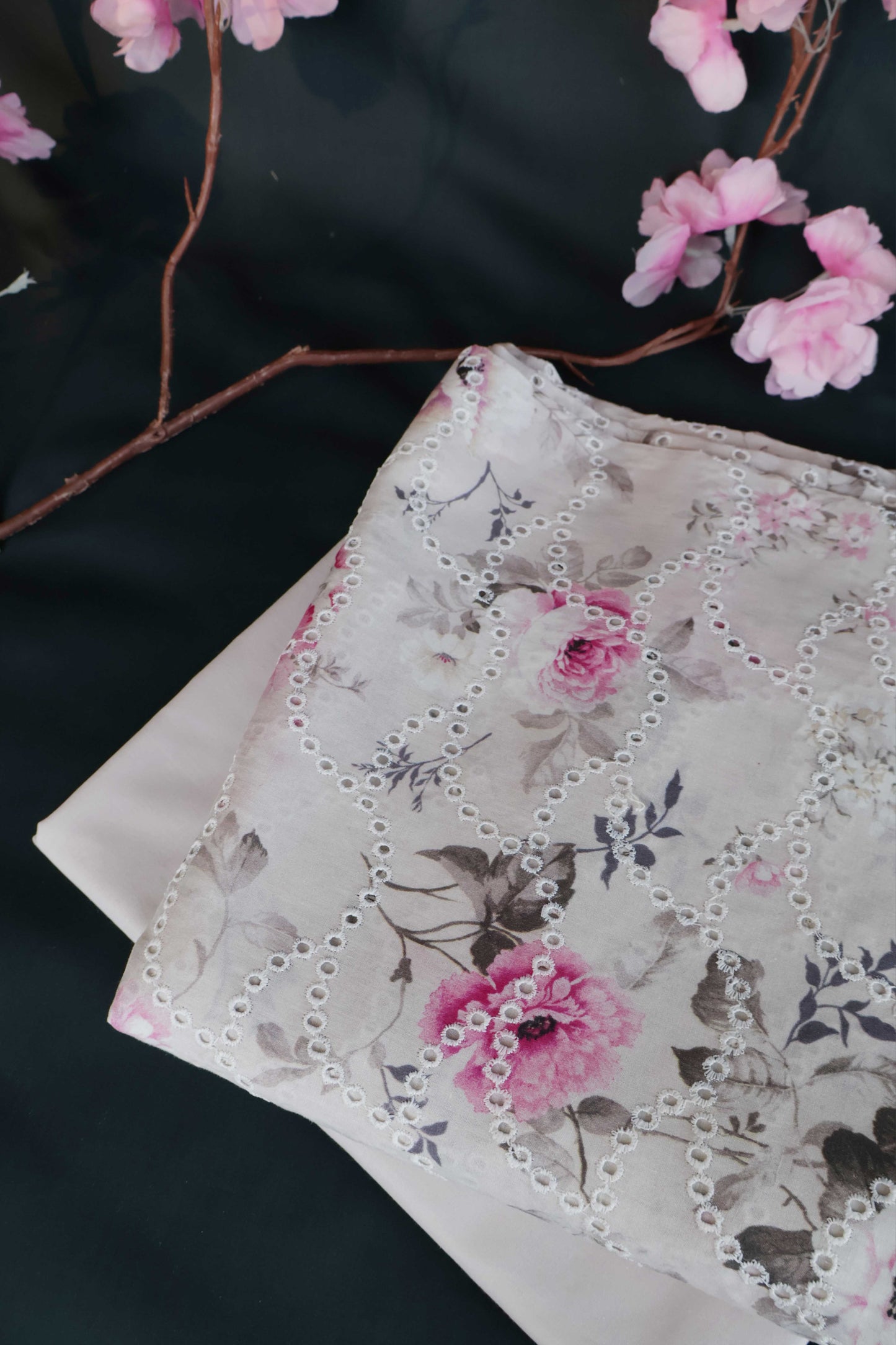 2Piece – Printed Embroidered Lawn S2P33
