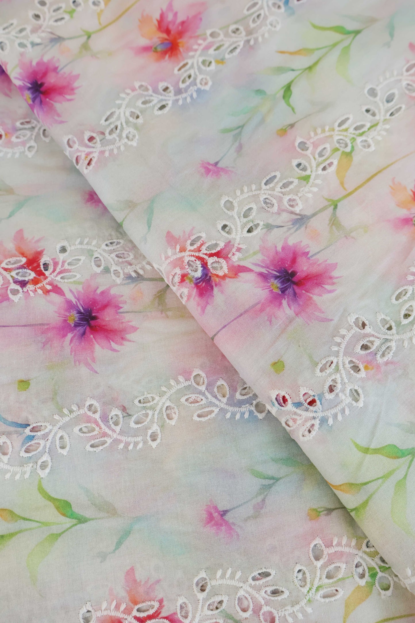 2Piece – Printed Embroidered Lawn S2P25