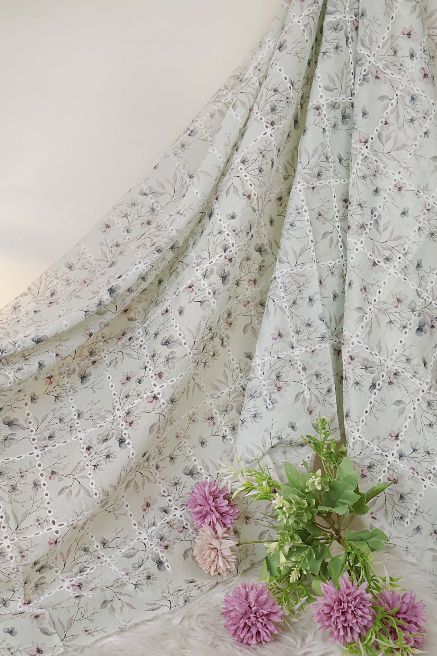 2Piece – Printed Embroidered Lawn EL2PSR125A