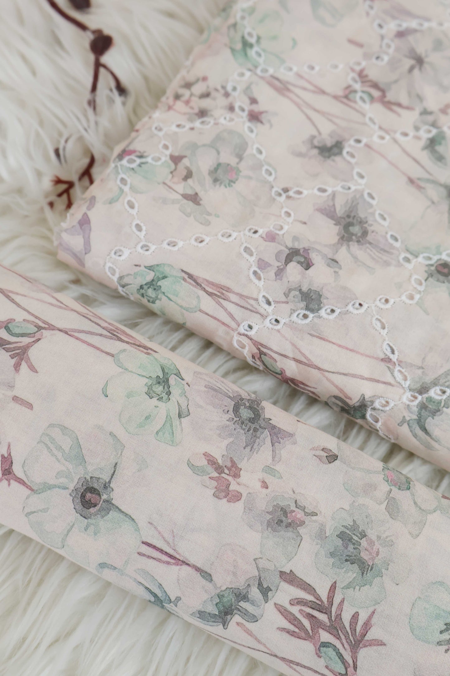 2Piece – Printed Embroidered Lawn EL2PSR94