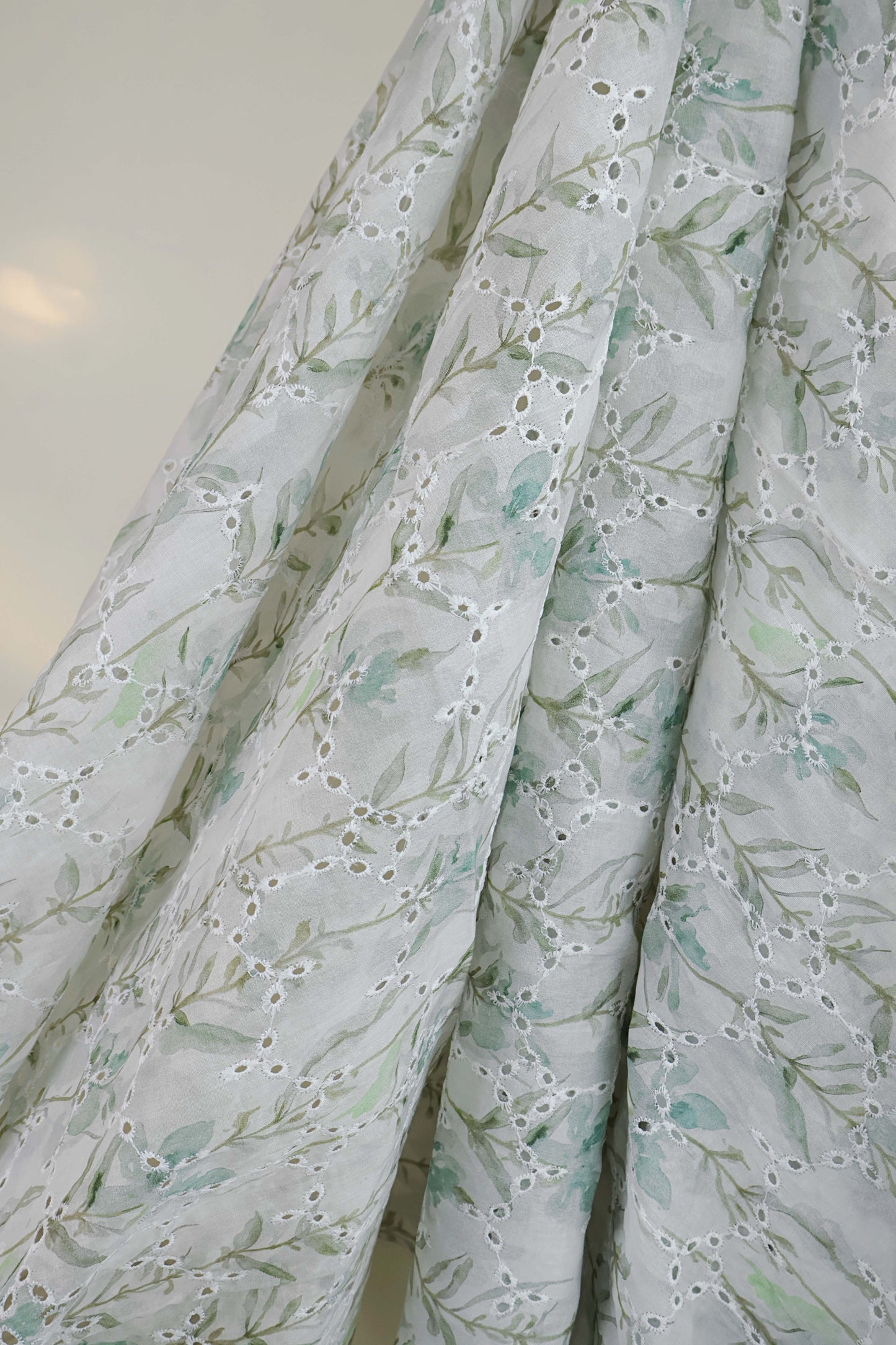 2Piece – Printed Embroidered Lawn EL2PSR110A