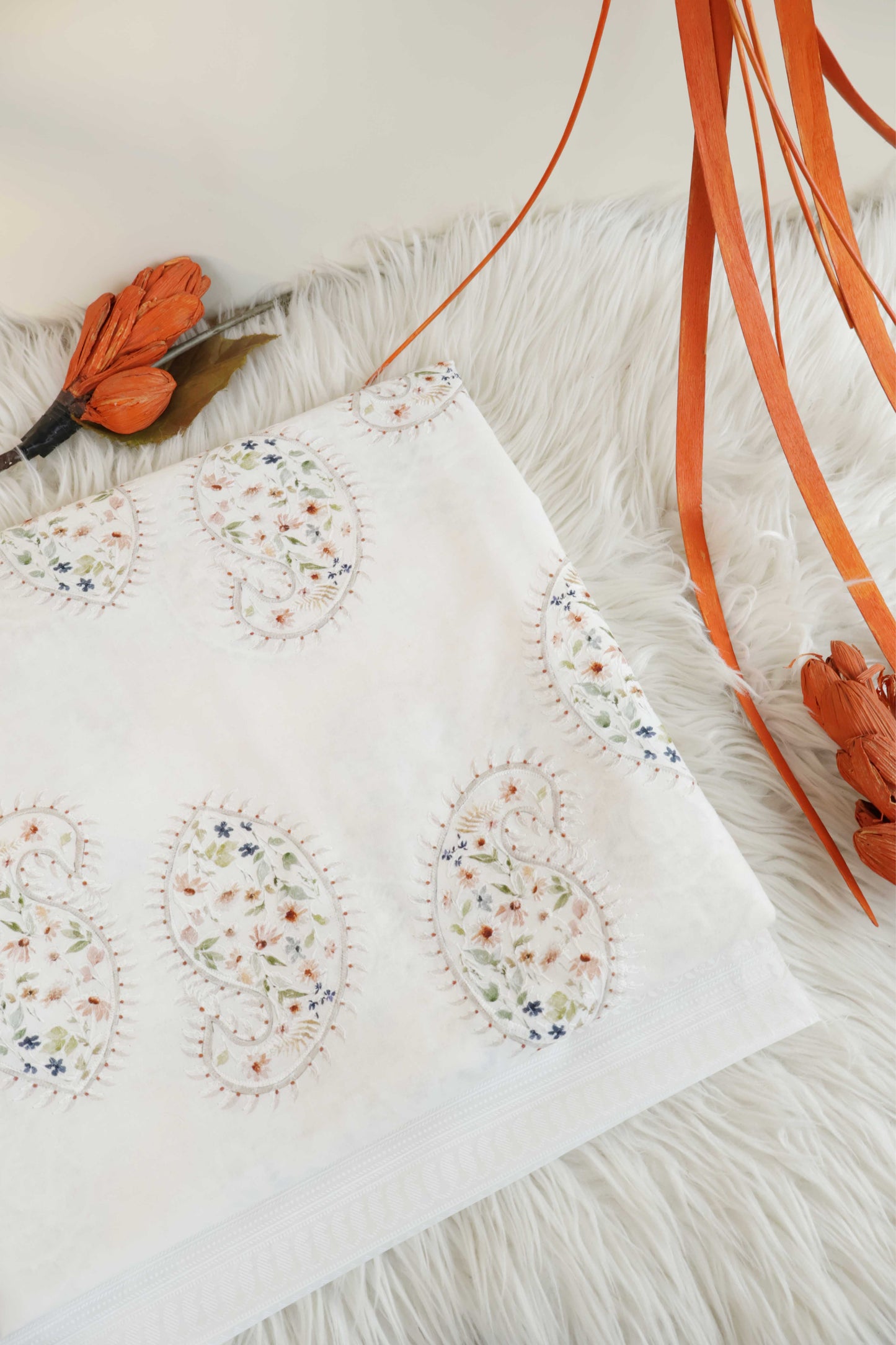 2Piece – Printed Embroidered Lawn RB58