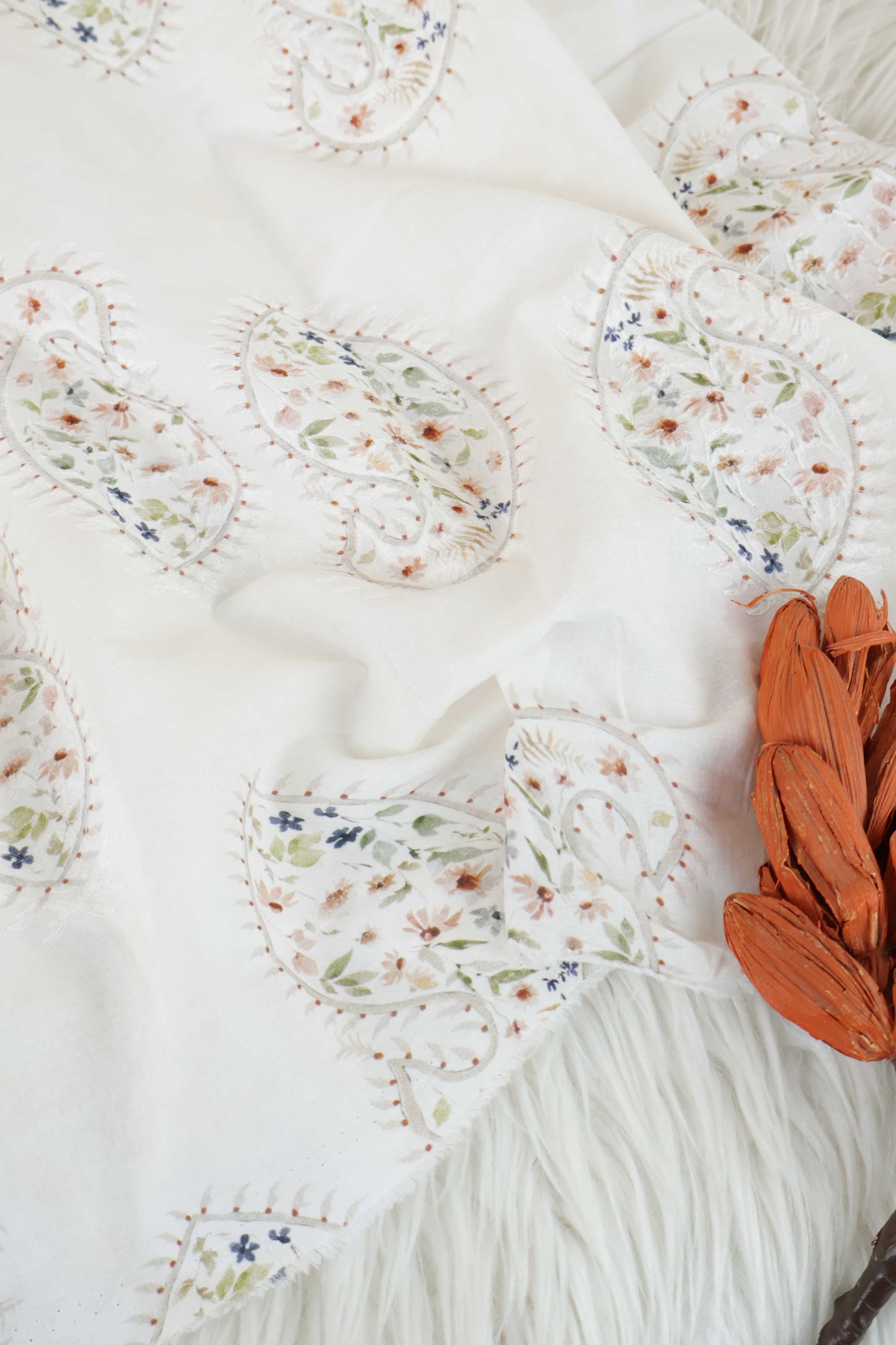 2Piece – Printed Embroidered Lawn RB58