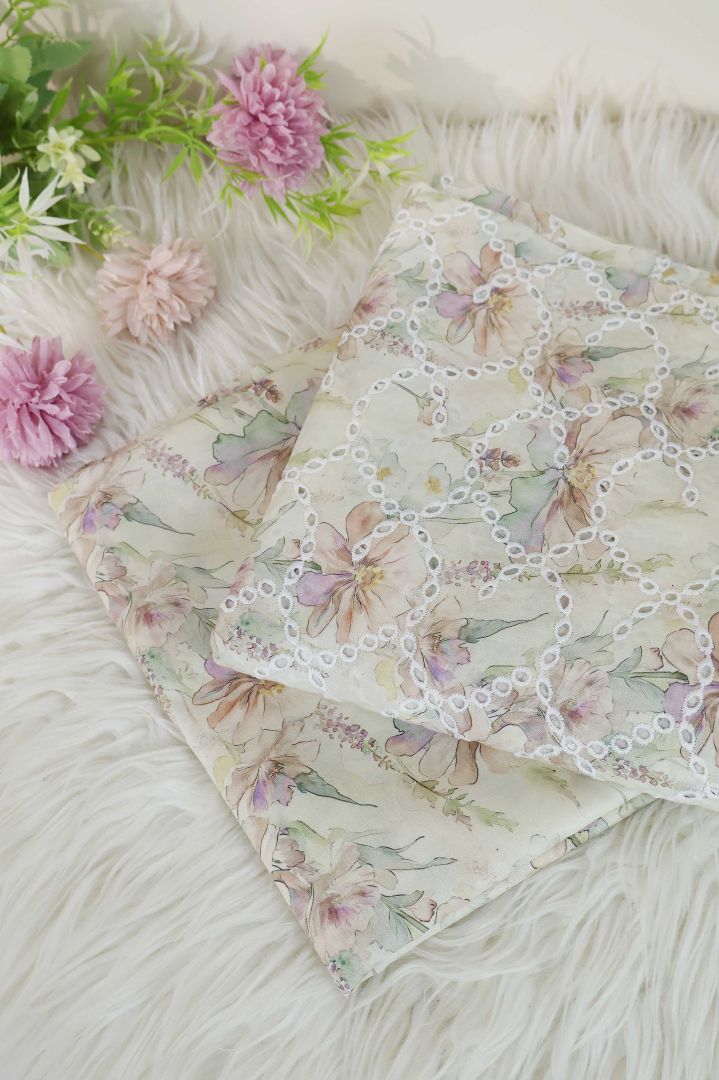 2Piece – Printed Embroidered Lawn EL2PSR32