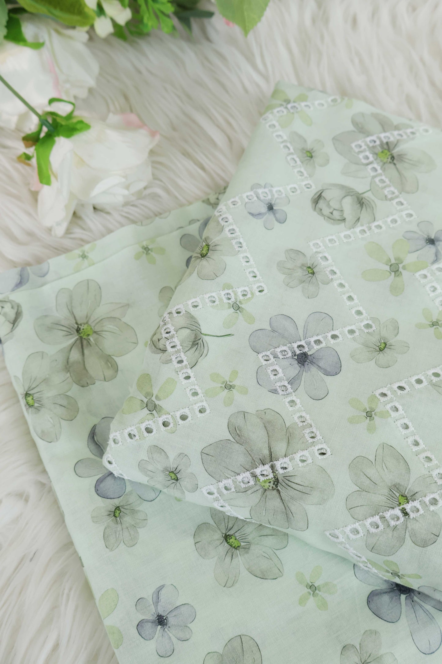 2Piece – Printed Embroidered Lawn EL2PSR129